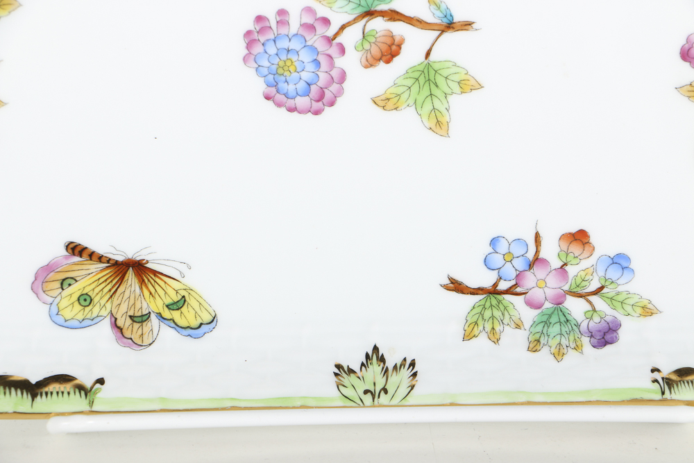 Herend "Queen Victoria" Hand Painted Pastry Set