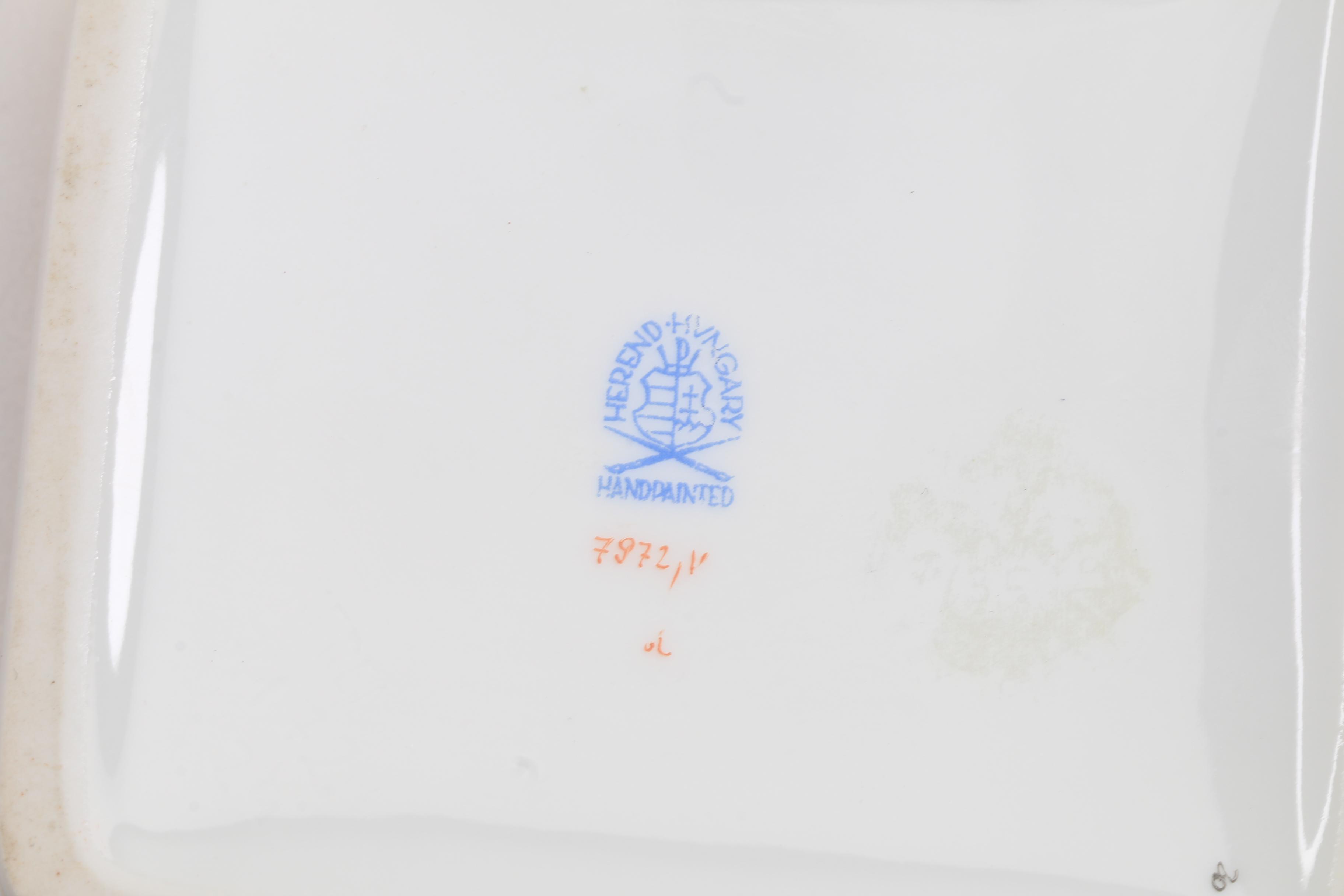 Herend "Queen Victoria" Porcelain Trinket Box