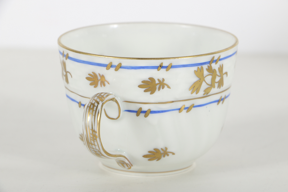 Herend "Batthyany" Demitasse Cups and Saucers