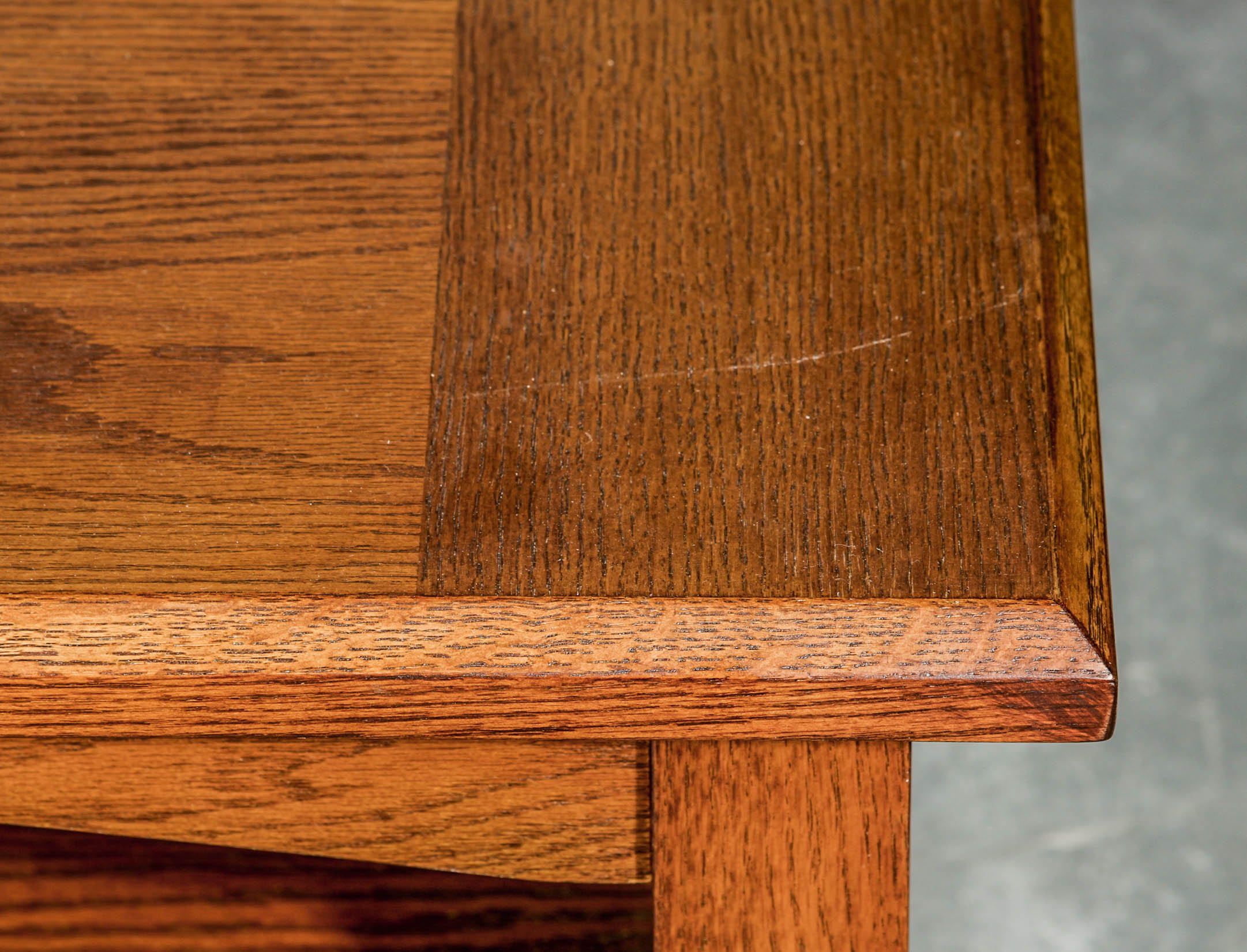 Mission Style Oak Coffee Table by Universal Furniture