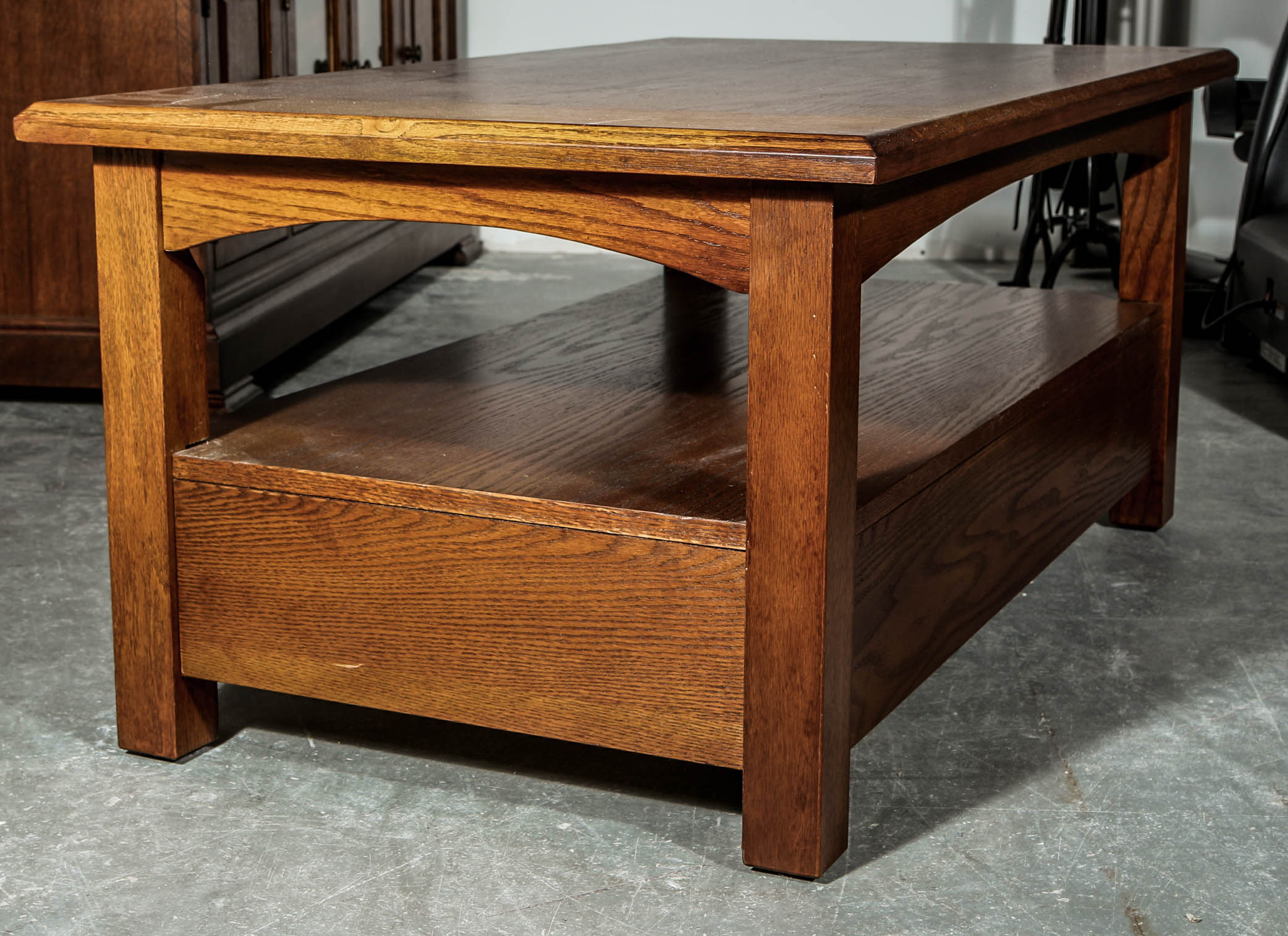 Mission Style Oak Coffee Table by Universal Furniture