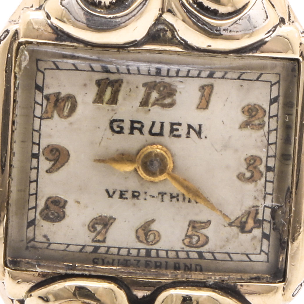 Gruen Analog Watch Case