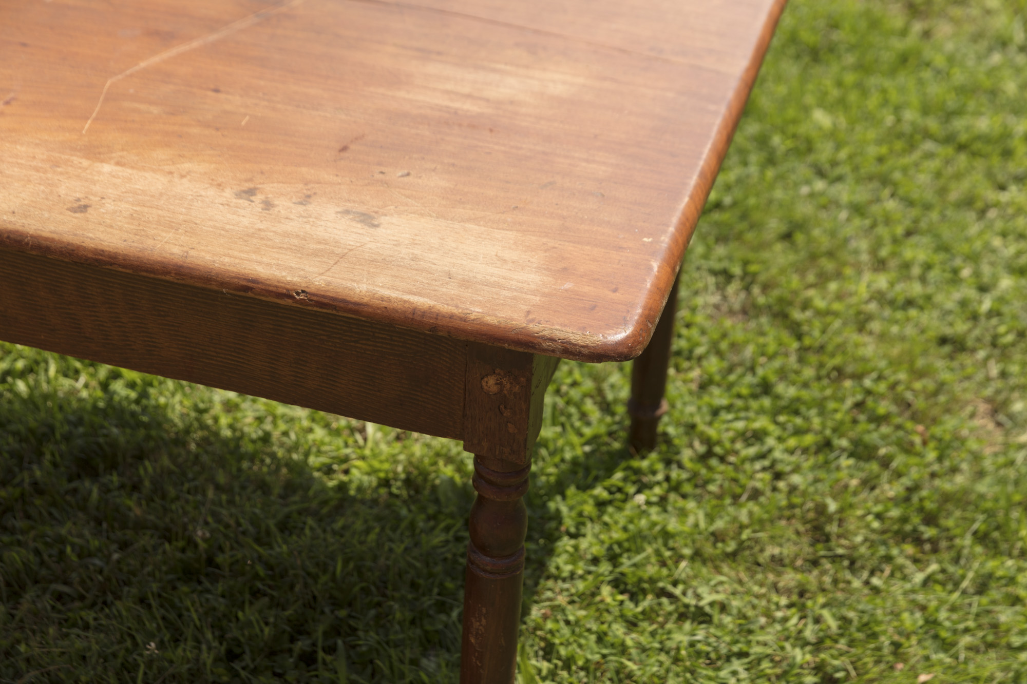 Antique Country Sheraton Style Harvest Table