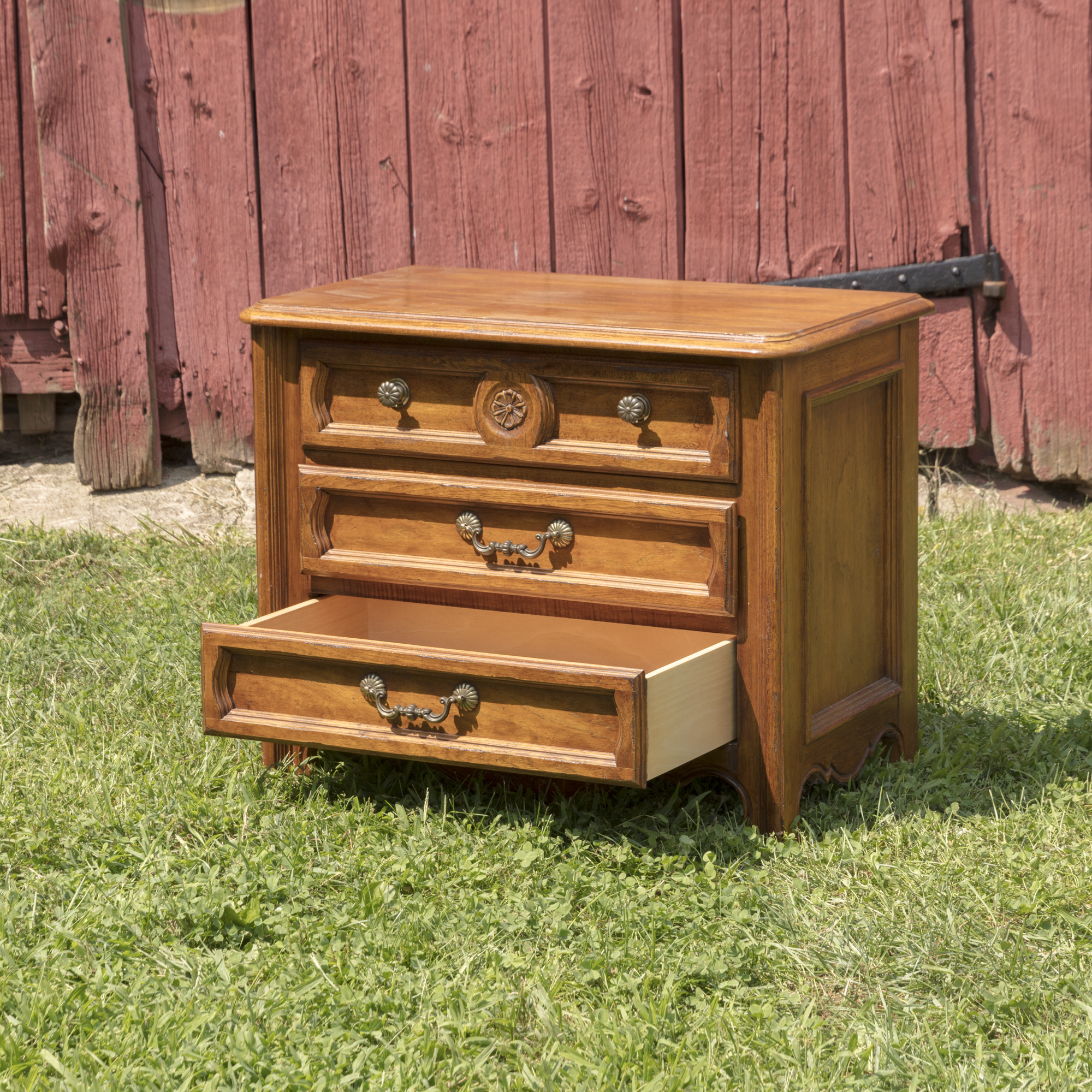 Vintage French Provincial Style Three-Drawer Chest by Thomasville
