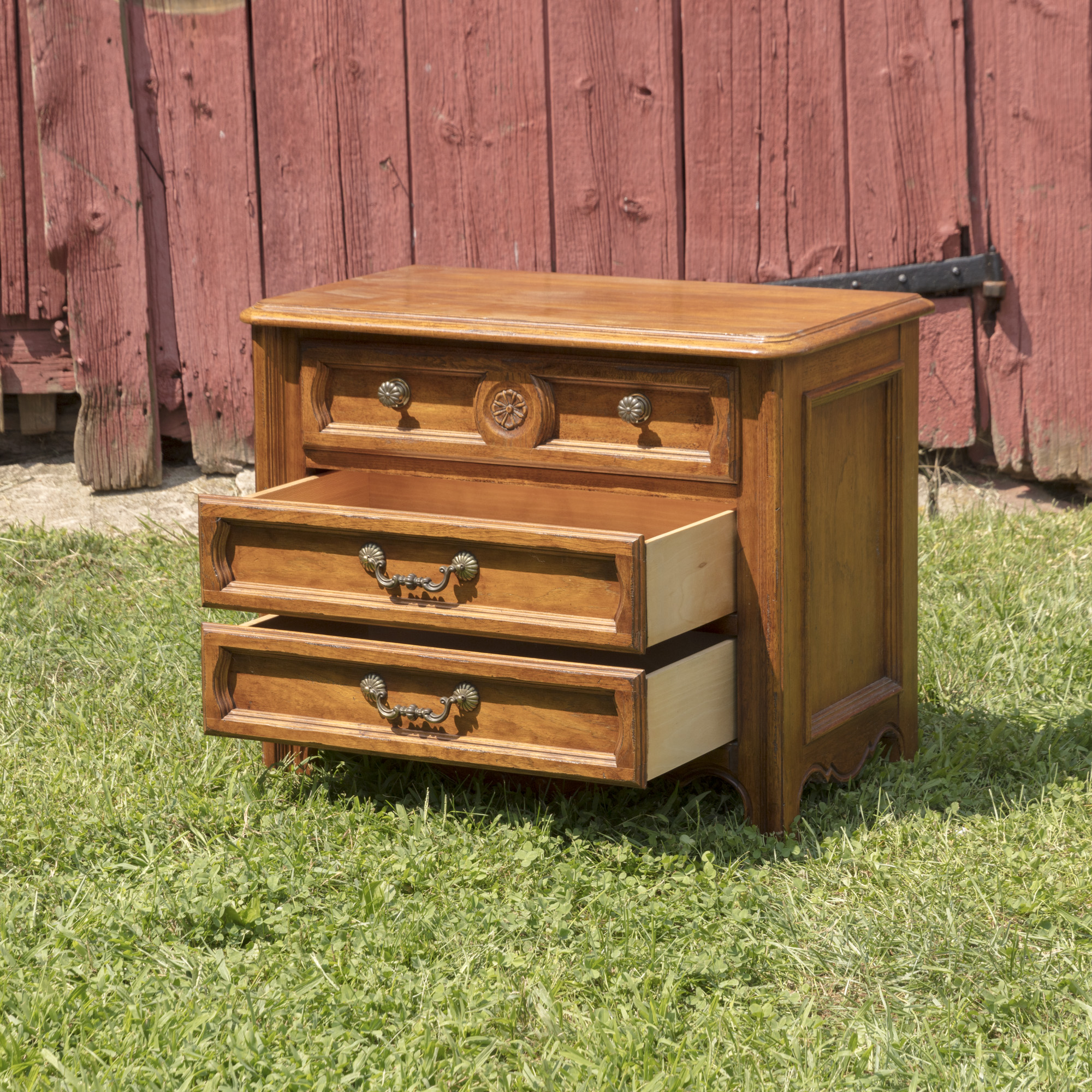 Vintage French Provincial Style Three-Drawer Chest by Thomasville