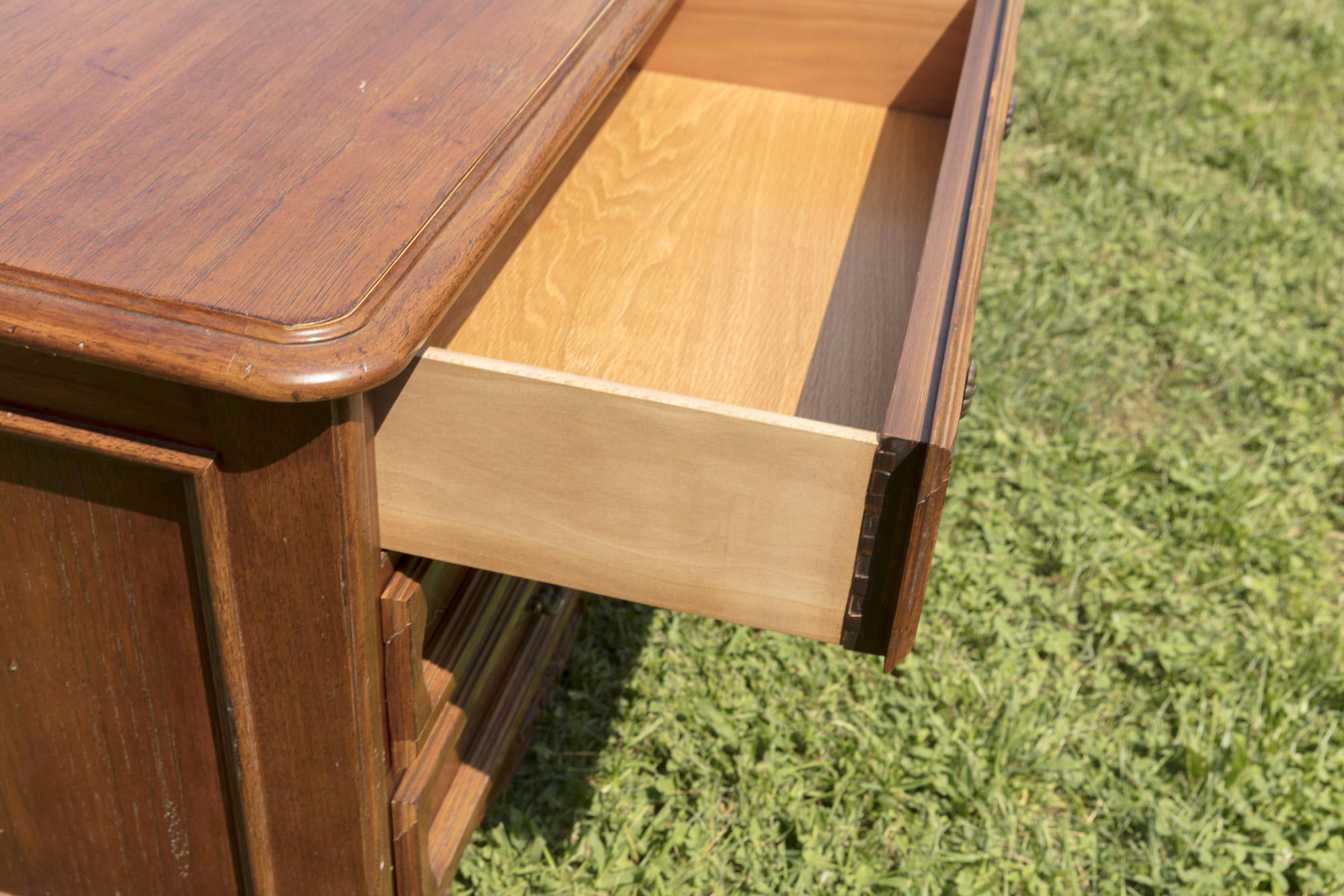 Vintage French Provincial Style Three-Drawer Chest by Thomasville