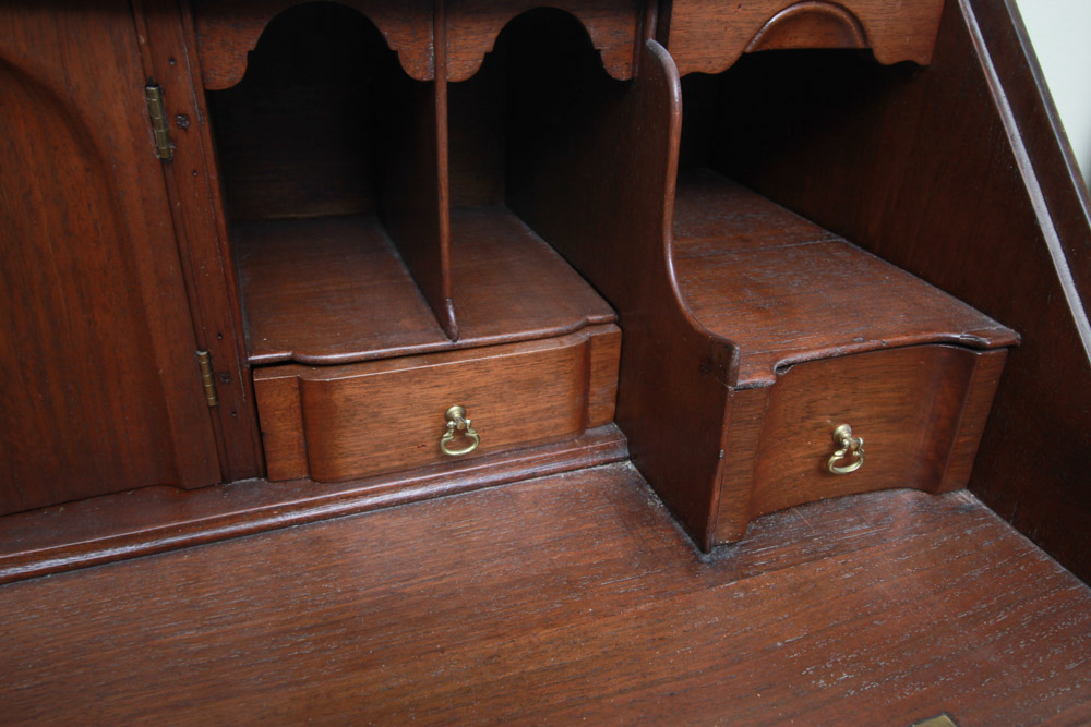 Antique Federal Slant Front Desk in Walnut