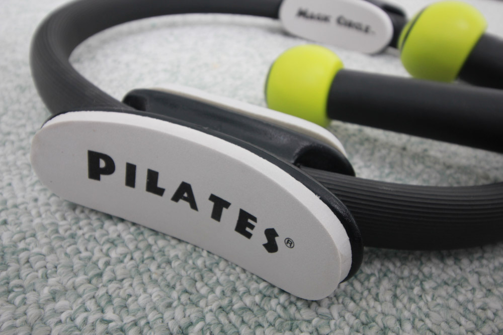 Malibu Pilates Bench Including Weights and Step Stool