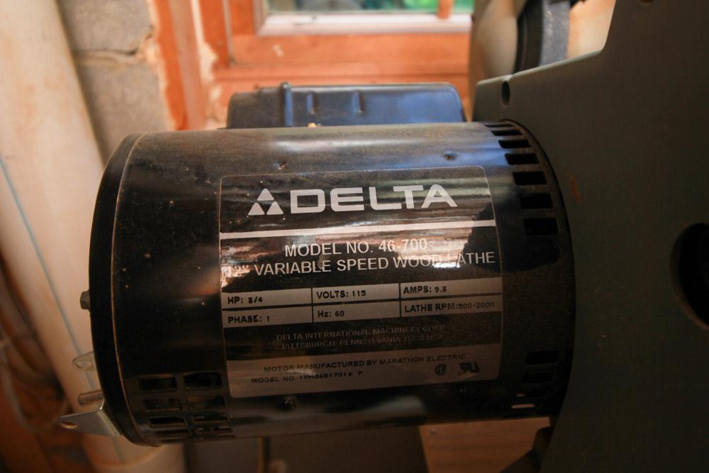 Delta 12" Variable Speed Wood Lathe