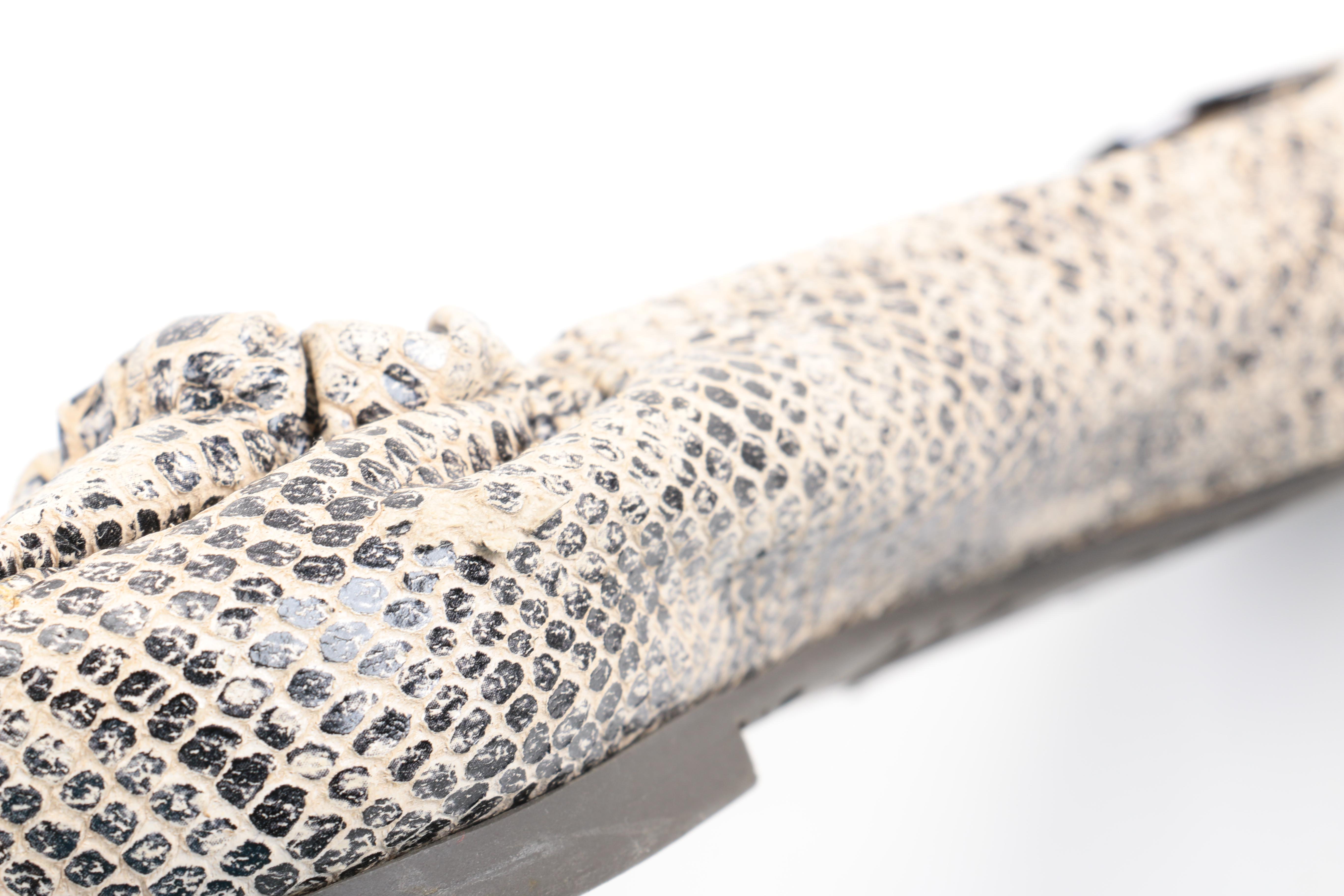 Women's Leather Flats Including Tory Burch