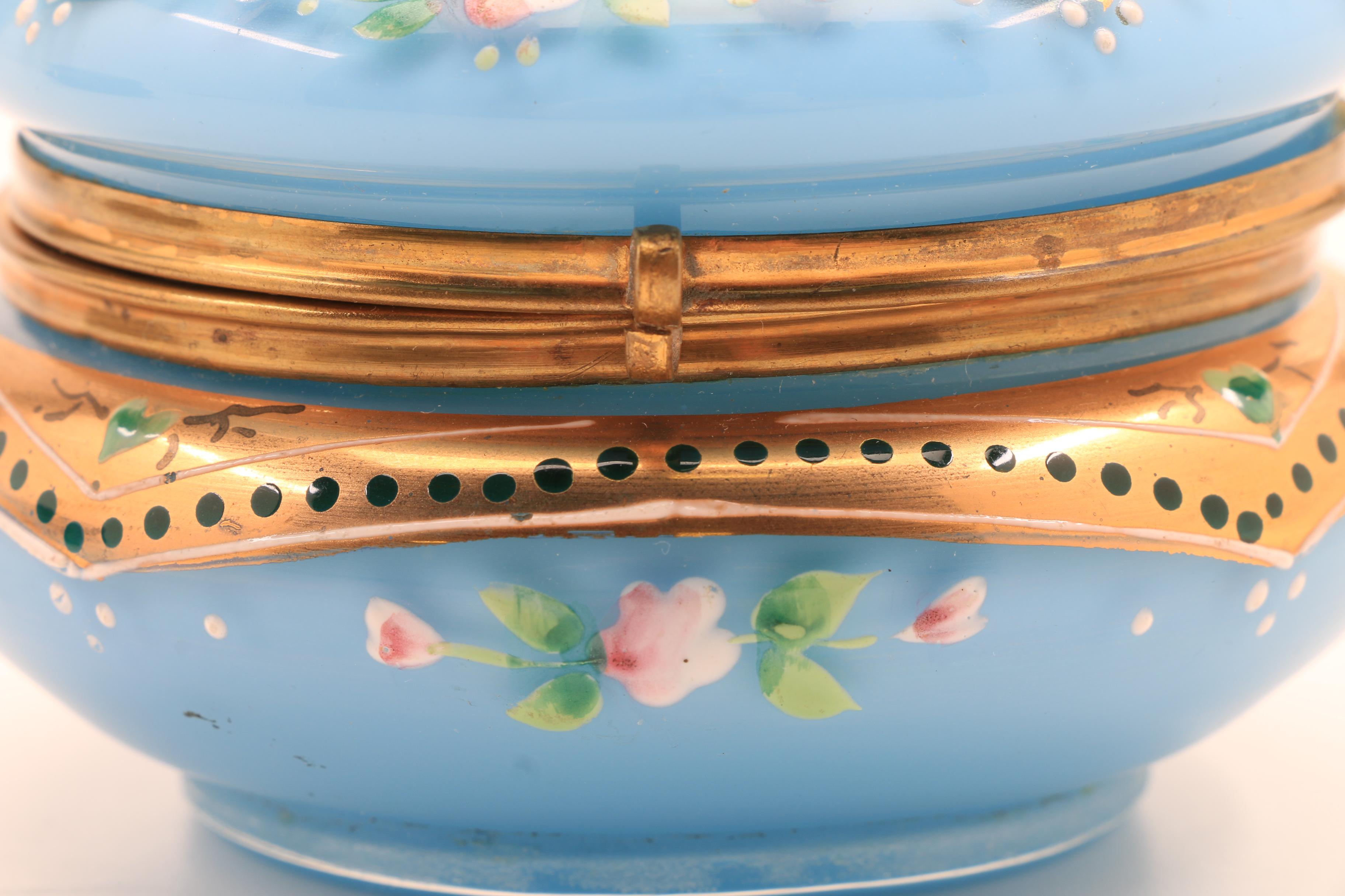 Two Early 20th Century Powder Boxes