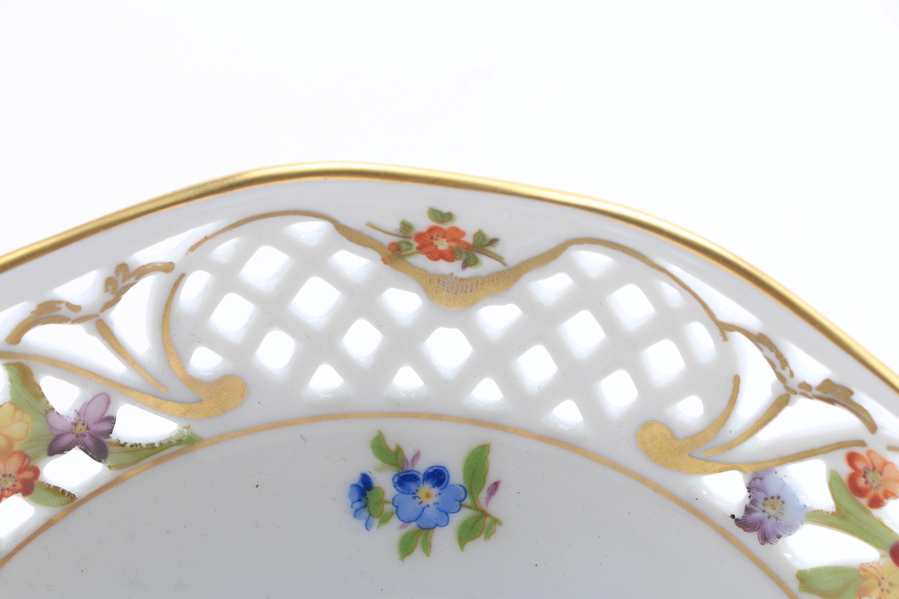 Schuman Bavarian Porcelain, "Chateau Bouquet" Compotes and Pot