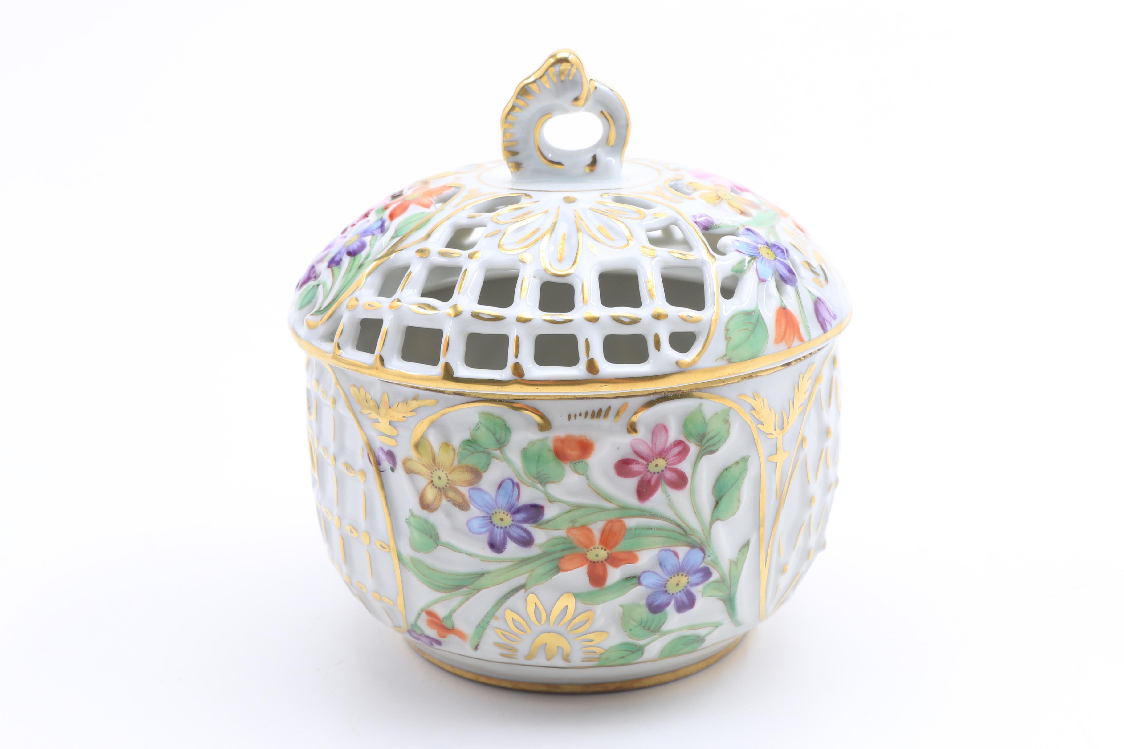 Schuman Bavarian Porcelain, "Chateau Bouquet" Compotes and Pot