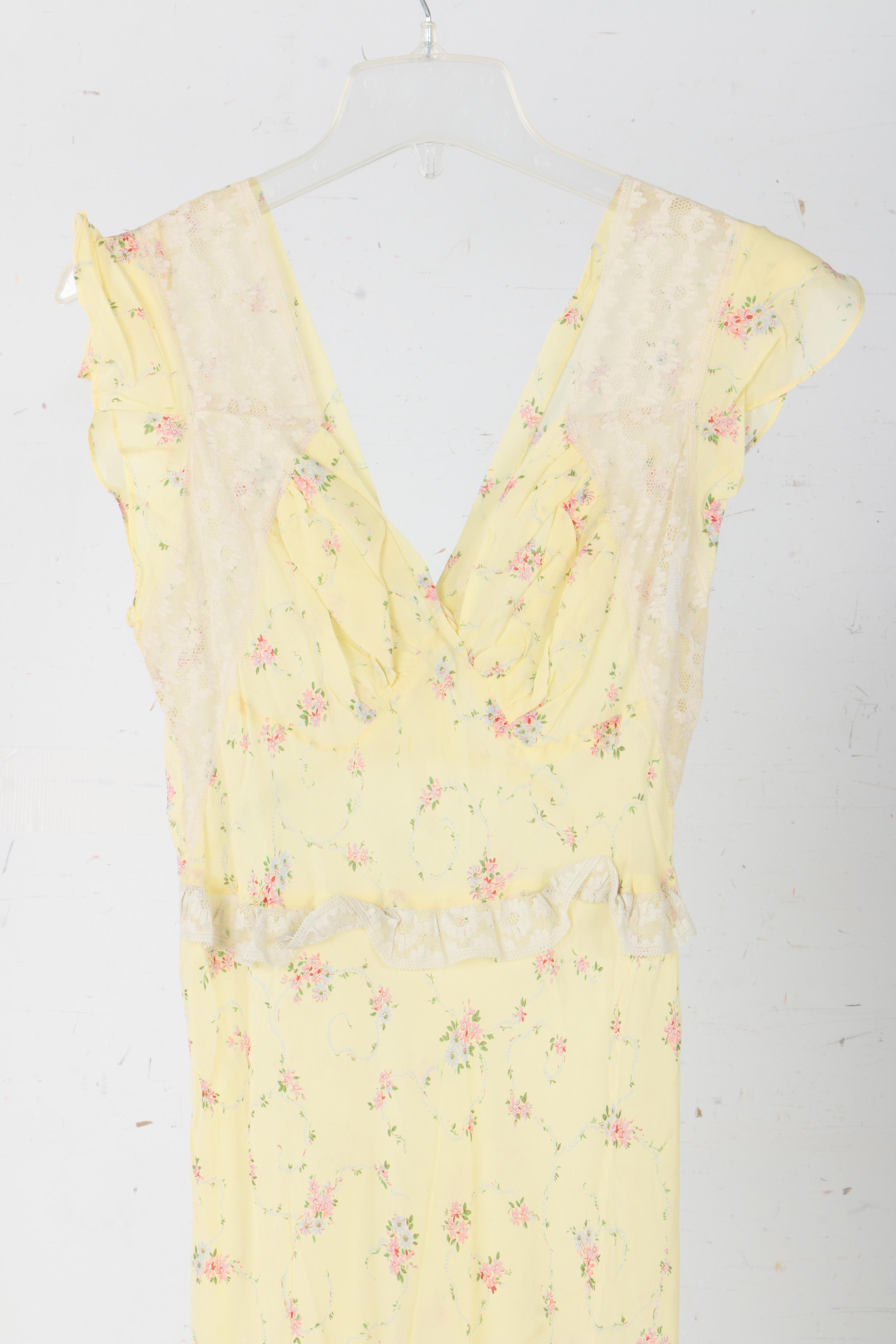 Women's Vintage Sleepwear Including Barbizon