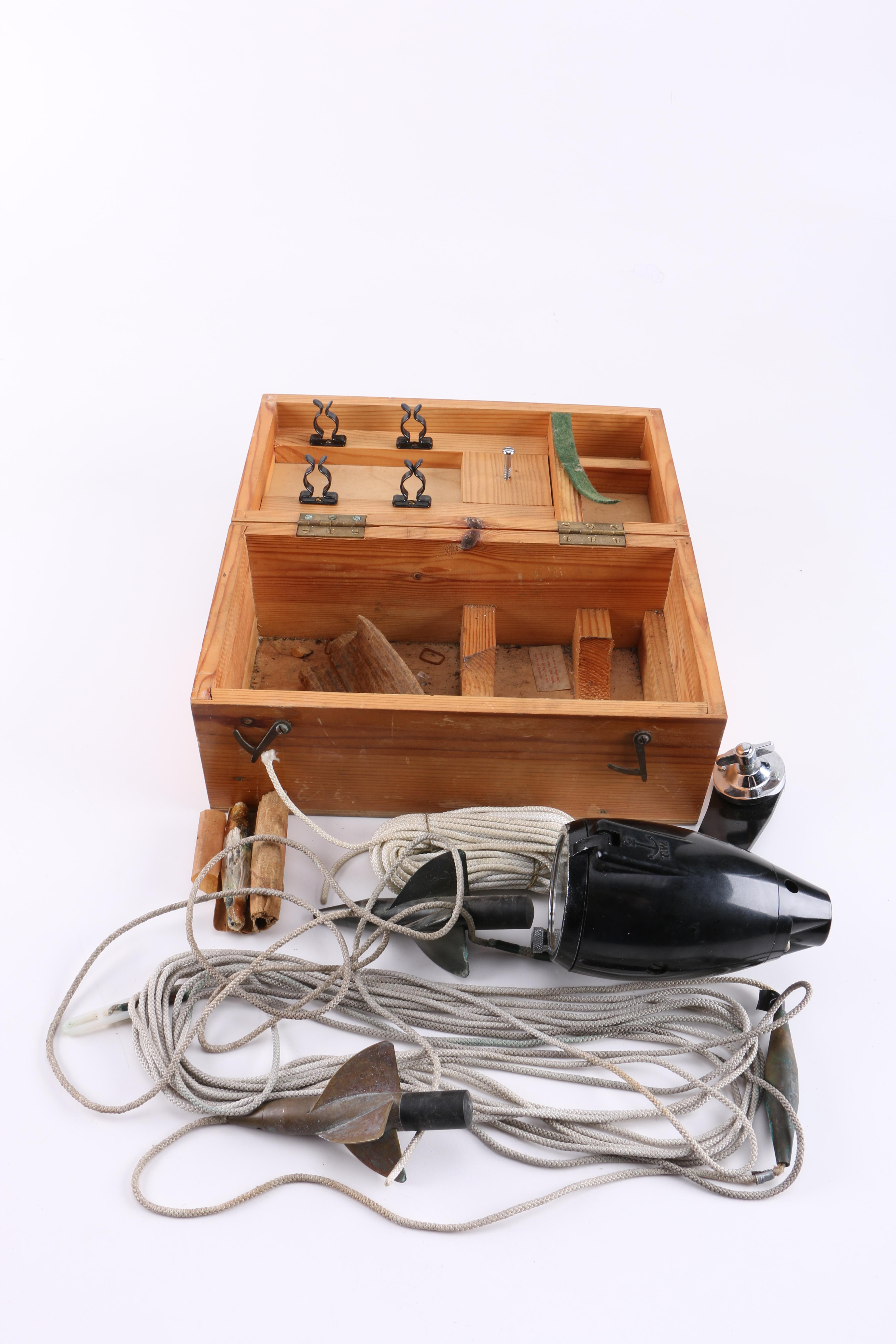 Vintage Walker Knotmaster MKIII and Negus Yacht Logs