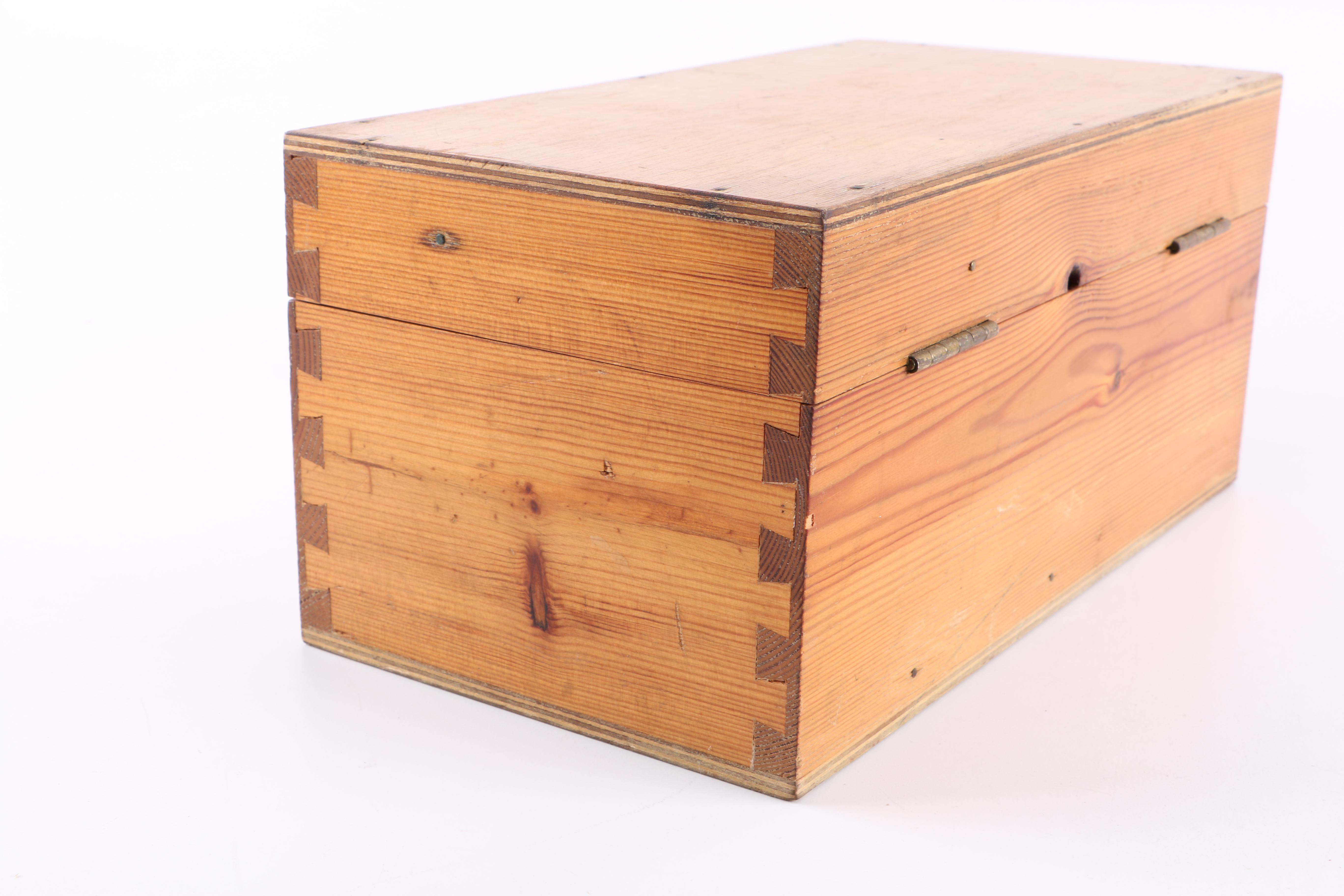 Vintage Walker Knotmaster MKIII and Negus Yacht Logs