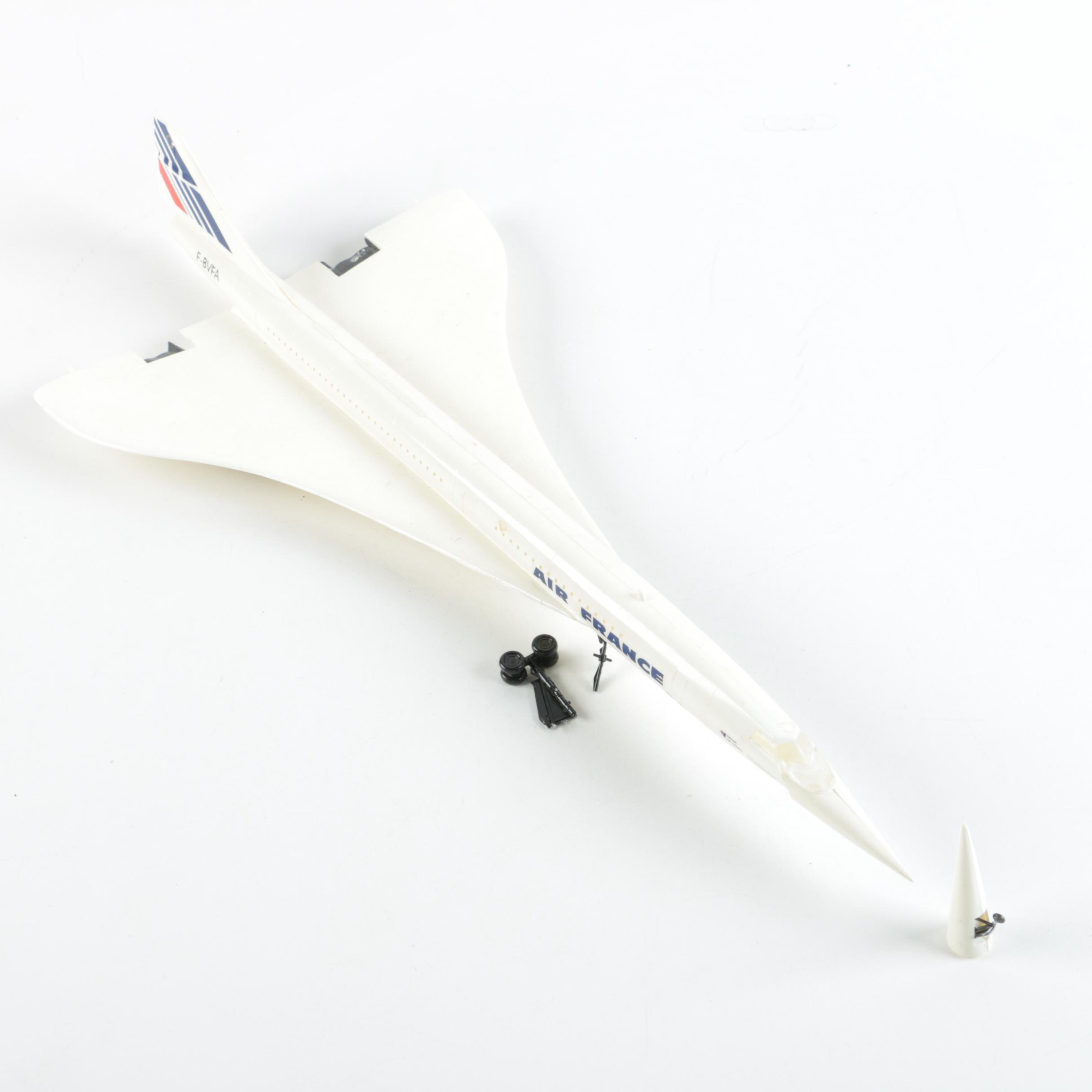 Plastic Air France Corcorde Model