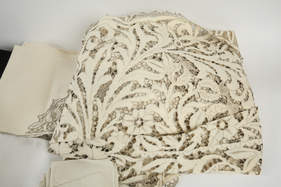 Table Linen Collection