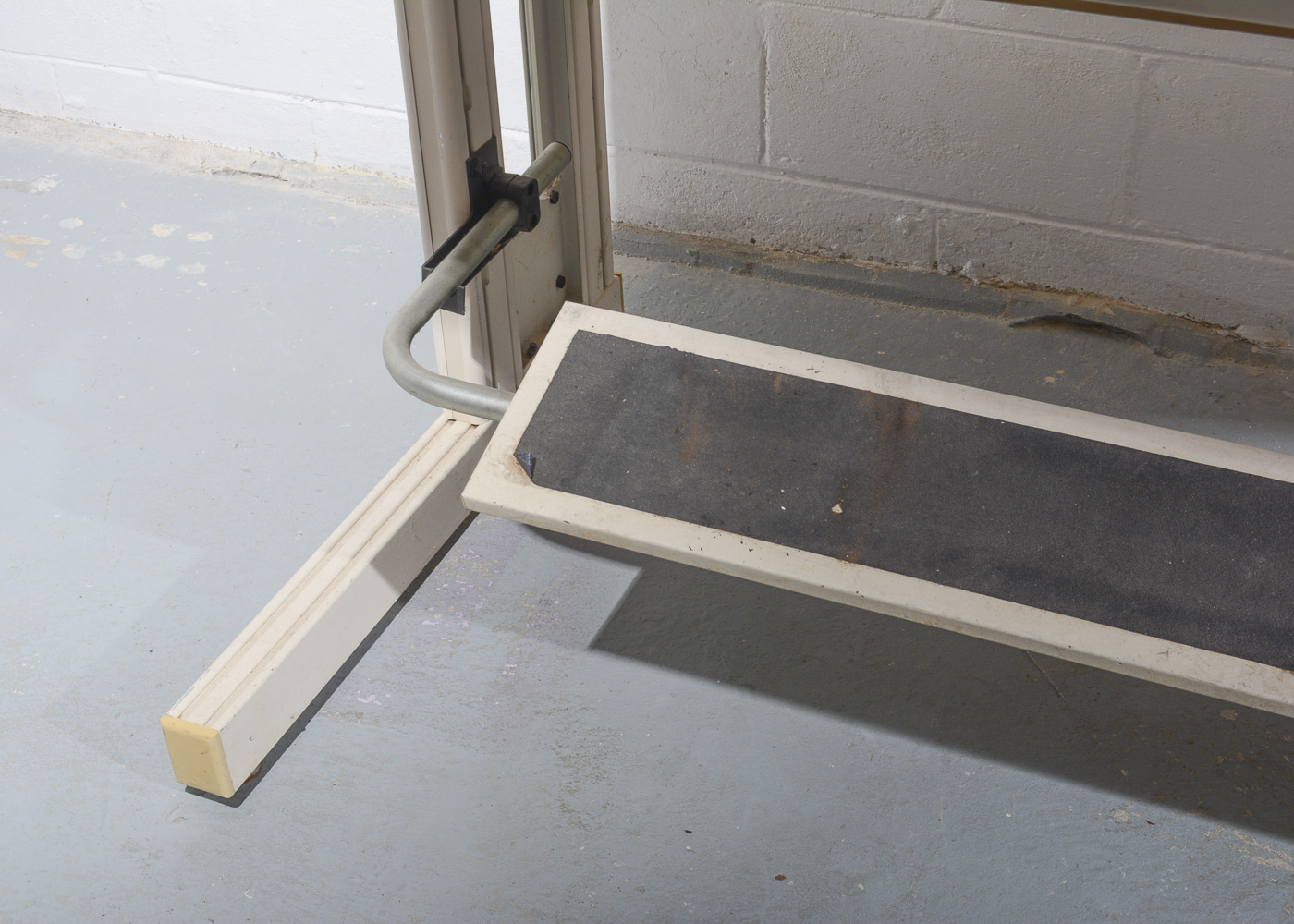 Isles Industrial Metal Workbench