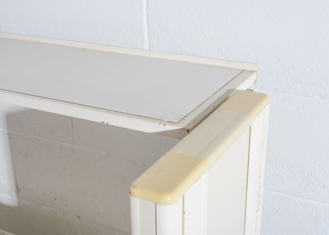 Isles Industrial Metal Workbench