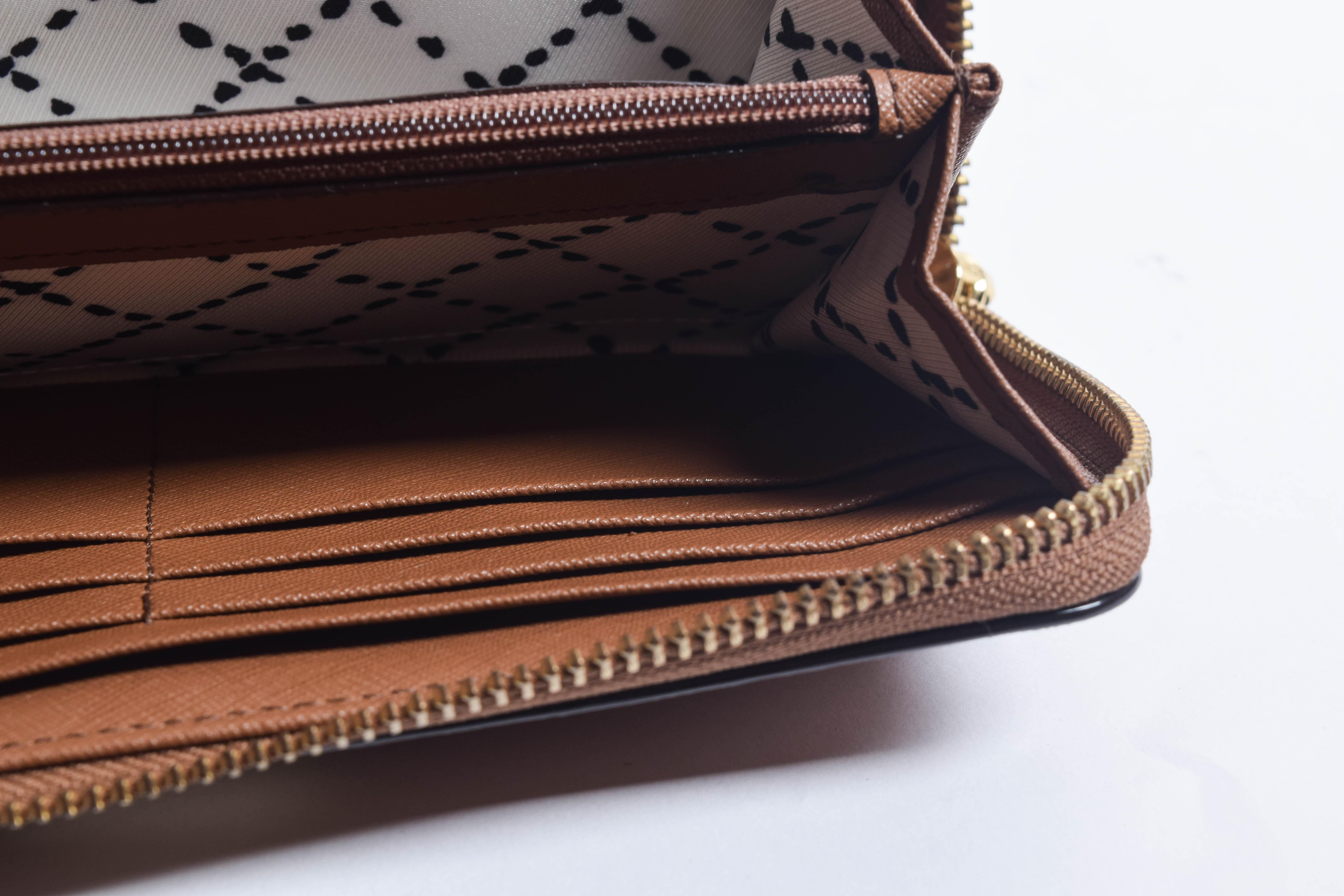 Kate Spade New York Brown Leather Zip Around Clutch Wallet