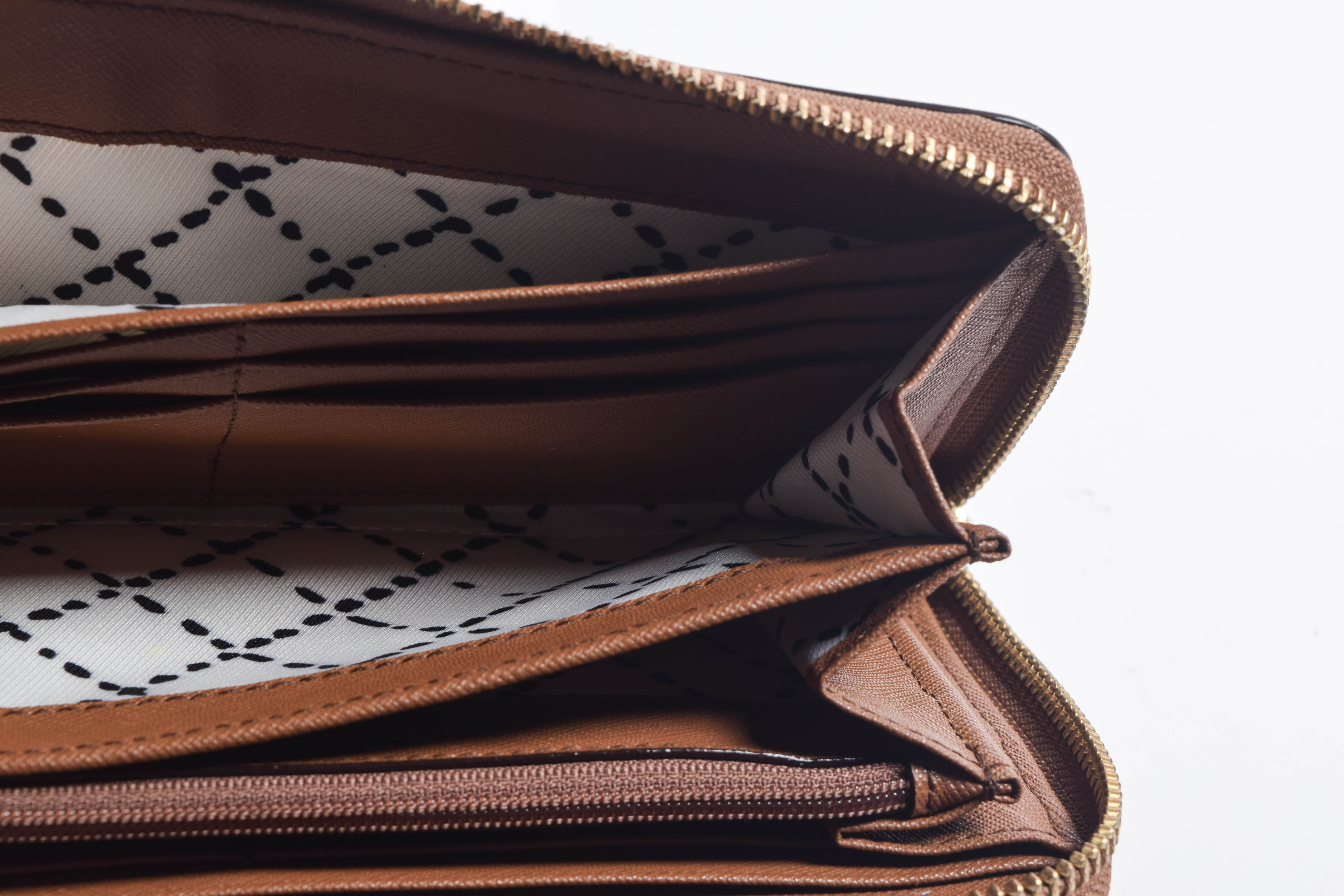 Kate Spade New York Brown Leather Zip Around Clutch Wallet