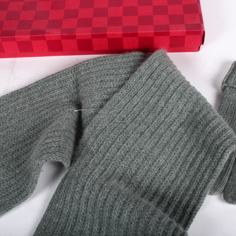 Ralph Lauren Glove and Scarf Set