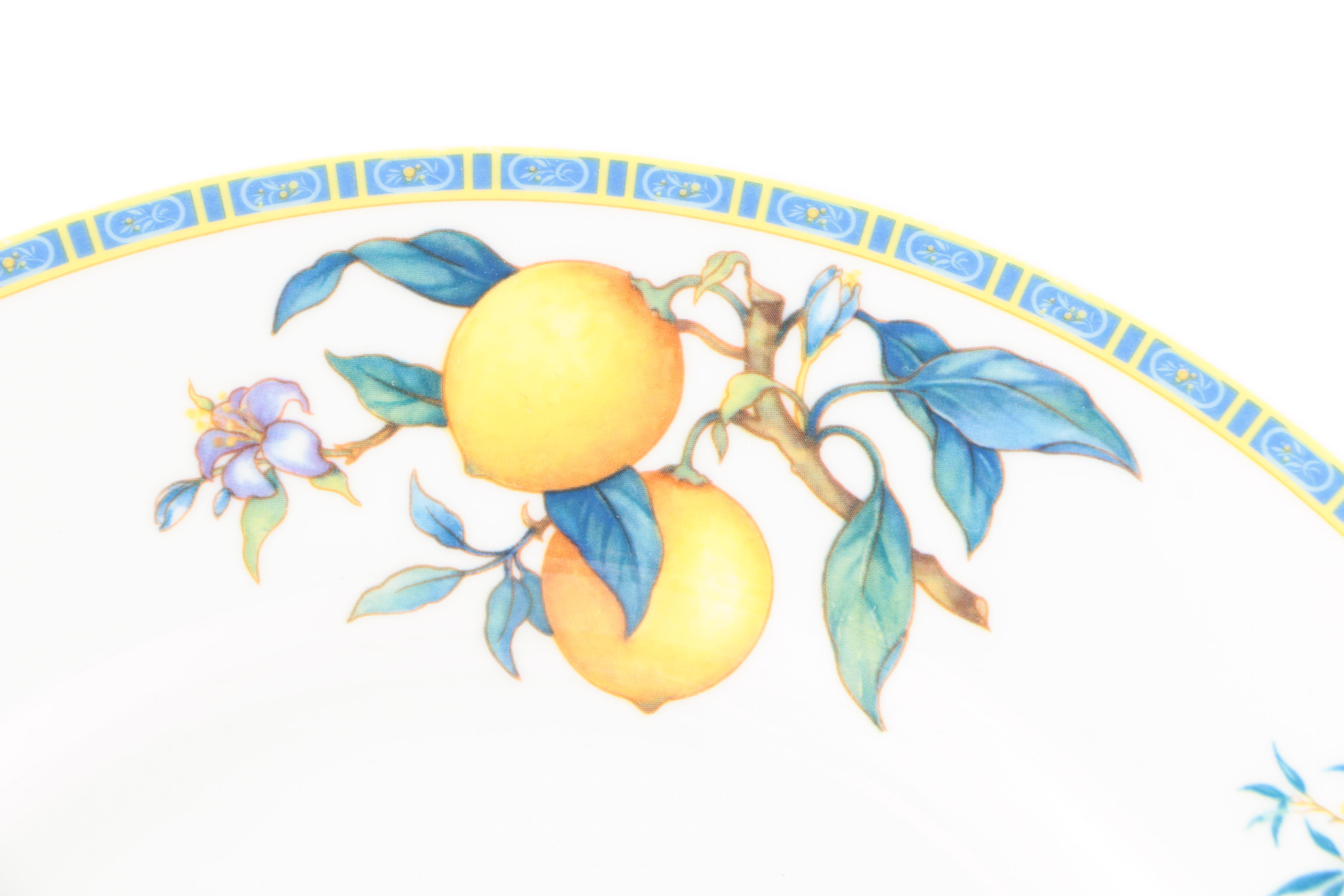 Wedgwood "Citrons" Bone China Service Circa 1993