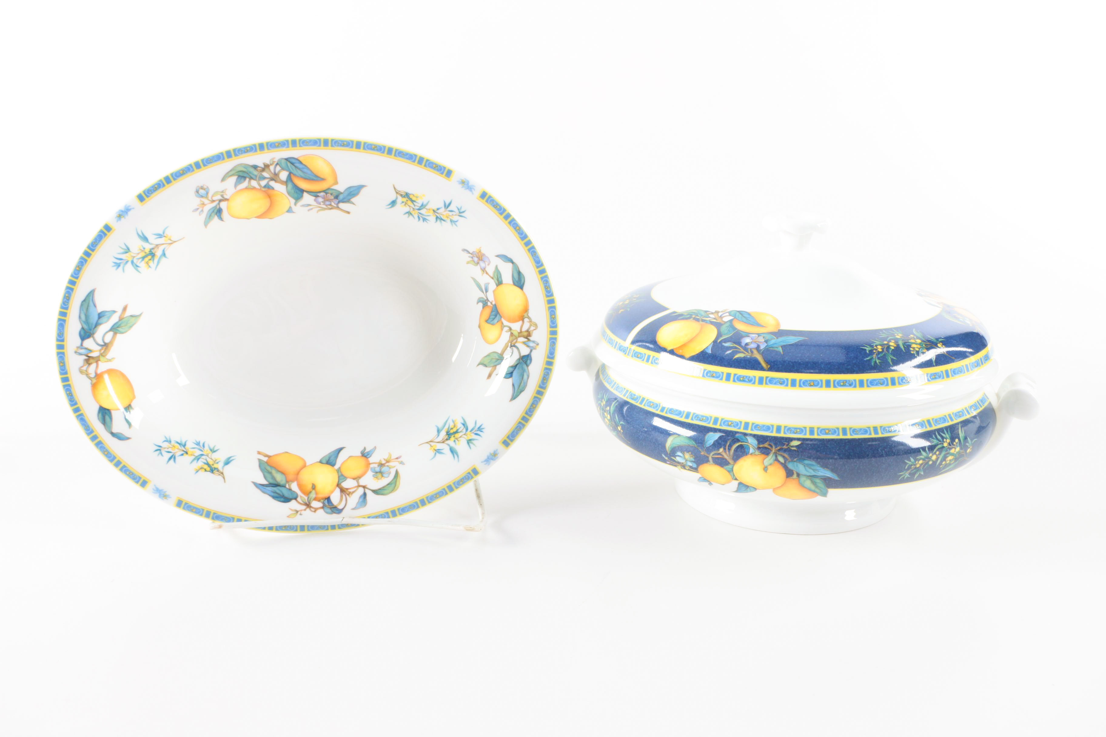 Wedgwood "Citrons" Bone China Service Circa 1993