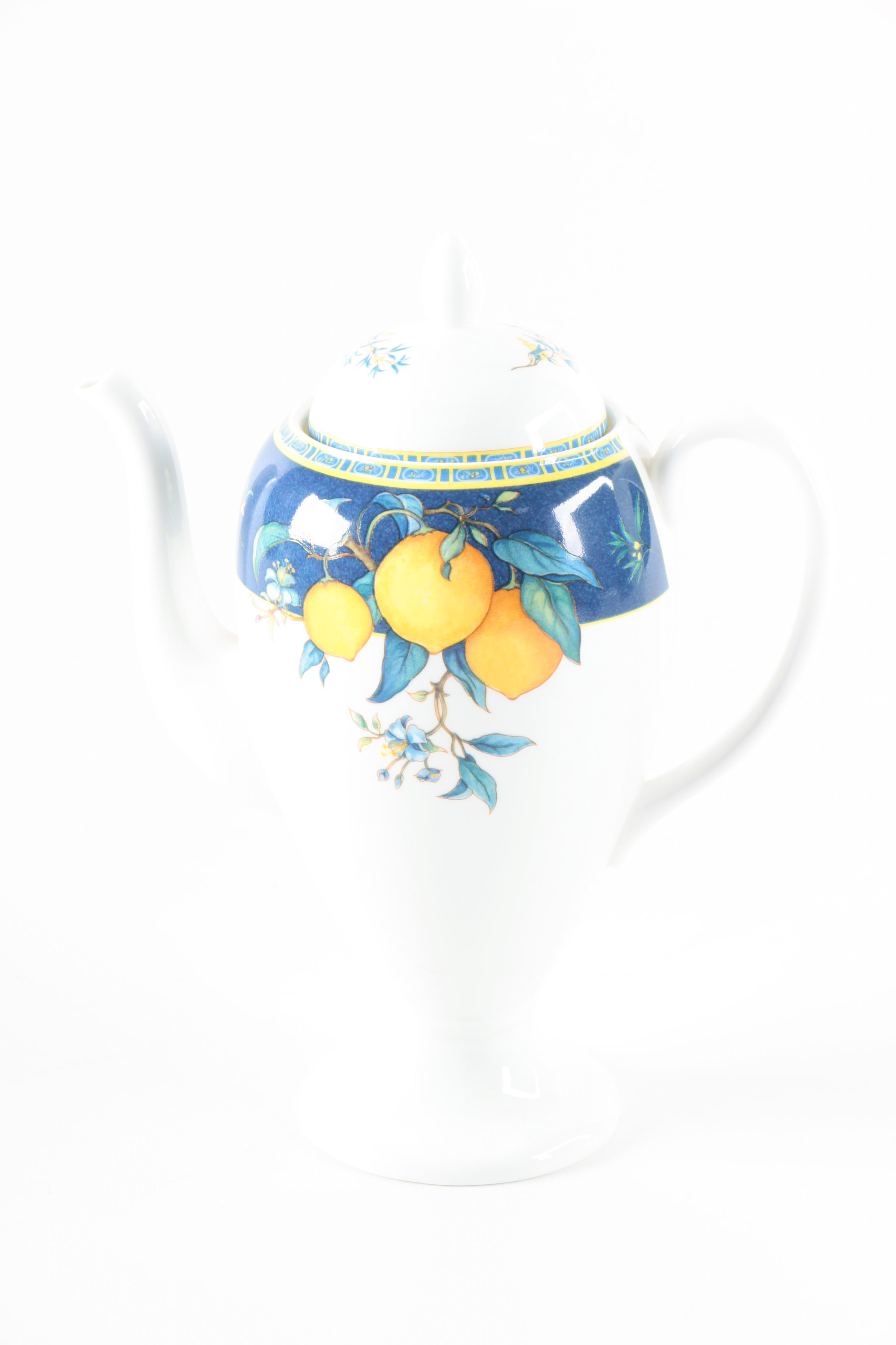 Wedgwood "Citrons" Bone China Service Circa 1993