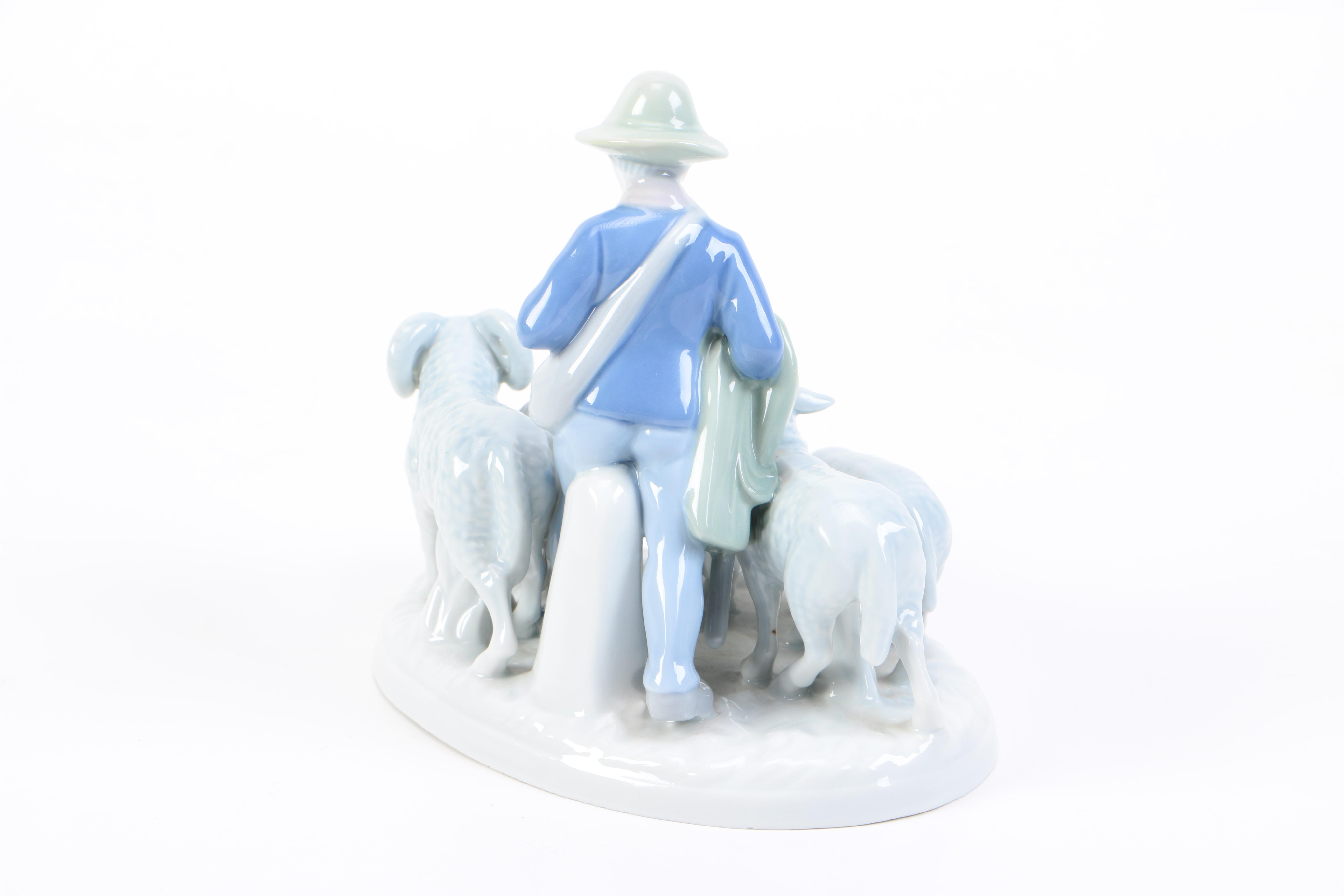 Gerold Porzellan Bavaria Figurine
