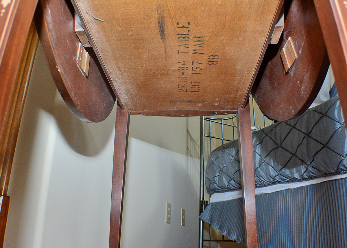 Hepplewhite Style "American Masterpiece Collection" Pembroke Table by Hickory