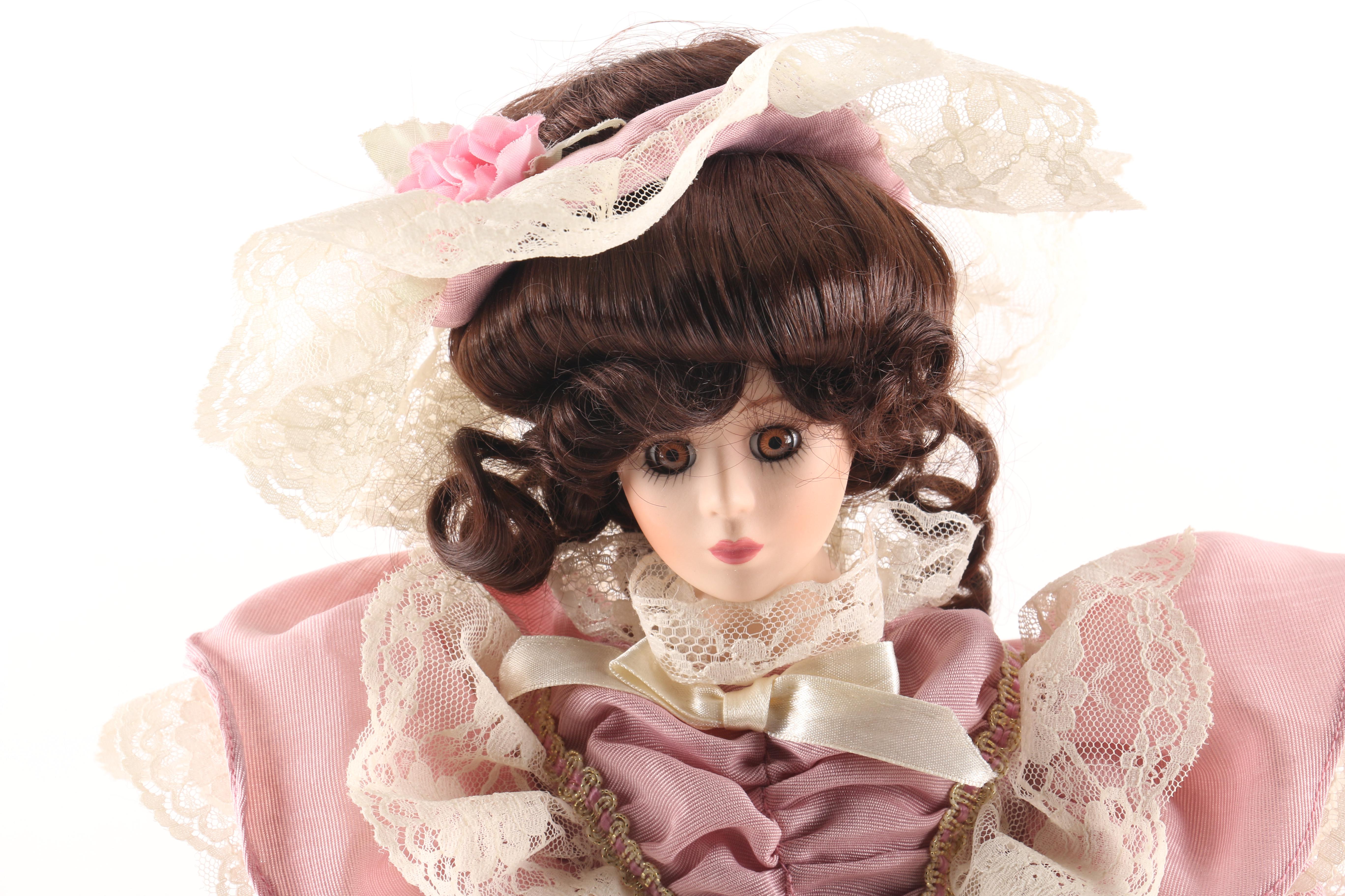 Porcelain Dolls Featuring DanDee Collectors Choice