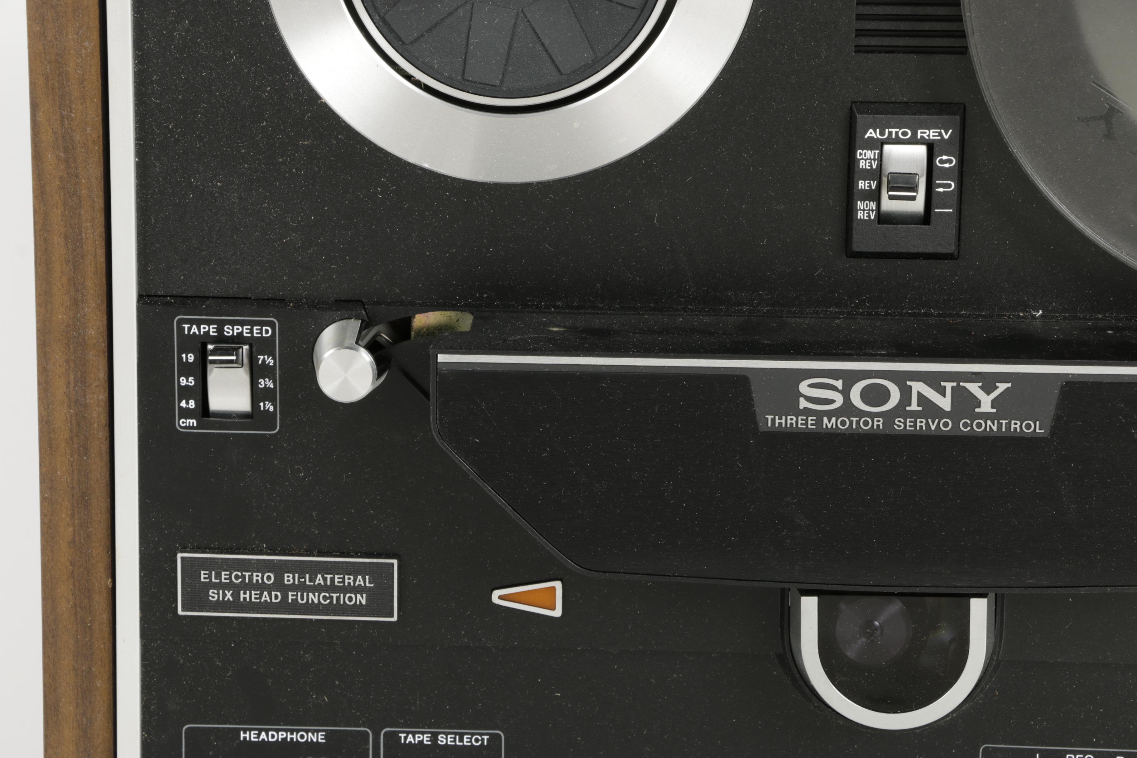 Vintage Sony Deluxe Reel-to-Reel Tape Recorder