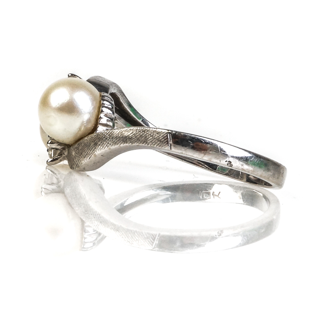 10K White Gold, Twin Faux Pearl, and White Spinel Ring