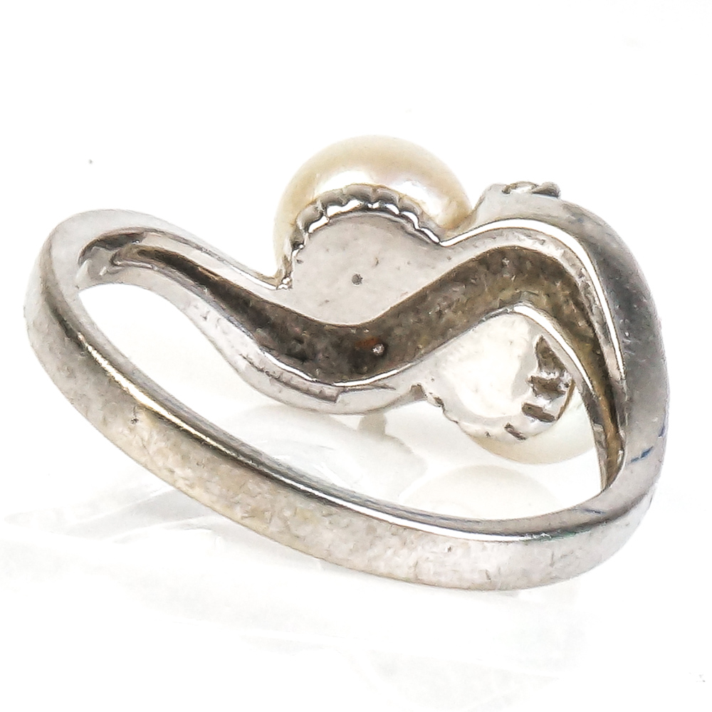 10K White Gold, Twin Faux Pearl, and White Spinel Ring