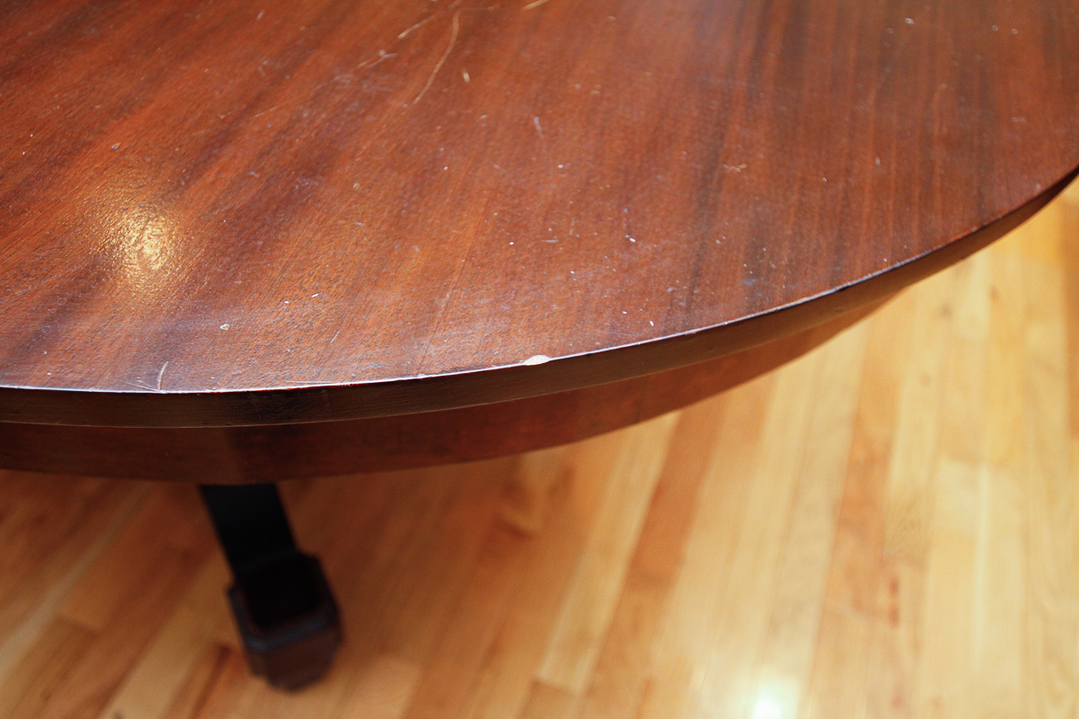 Vintage Single-Pedestal Mahogany Dining Table