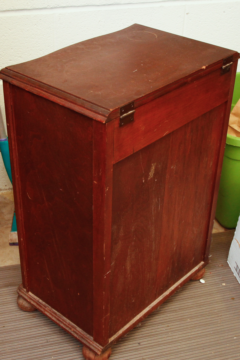 Vintage Sewing Cabinet With Accessories