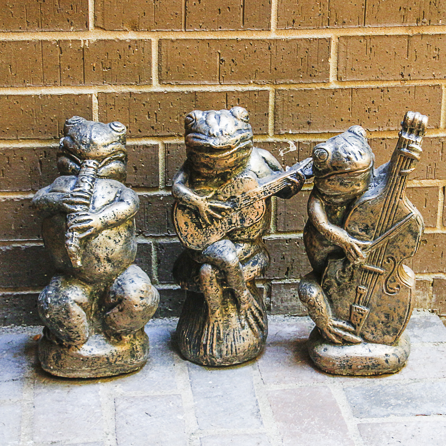 Plaster Frog Band Garden Décor