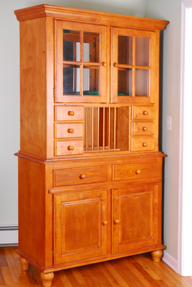 Contemporary China Cabinet