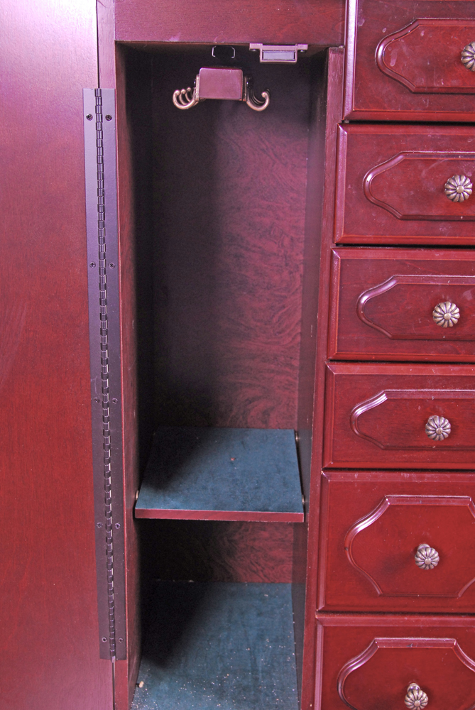 Queen Anne Style Jewelry Chest