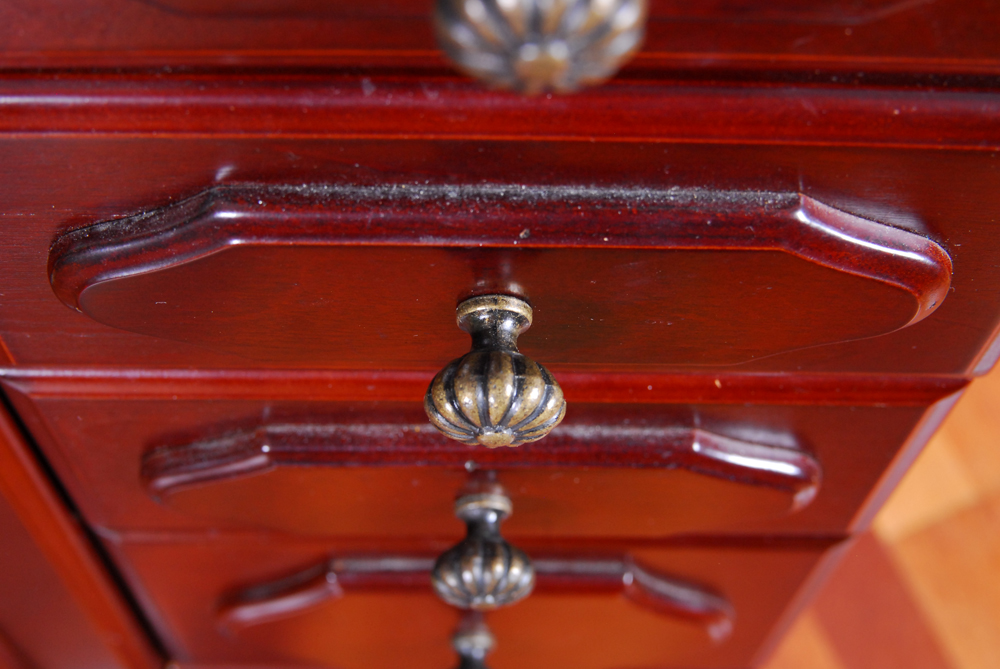Queen Anne Style Jewelry Chest