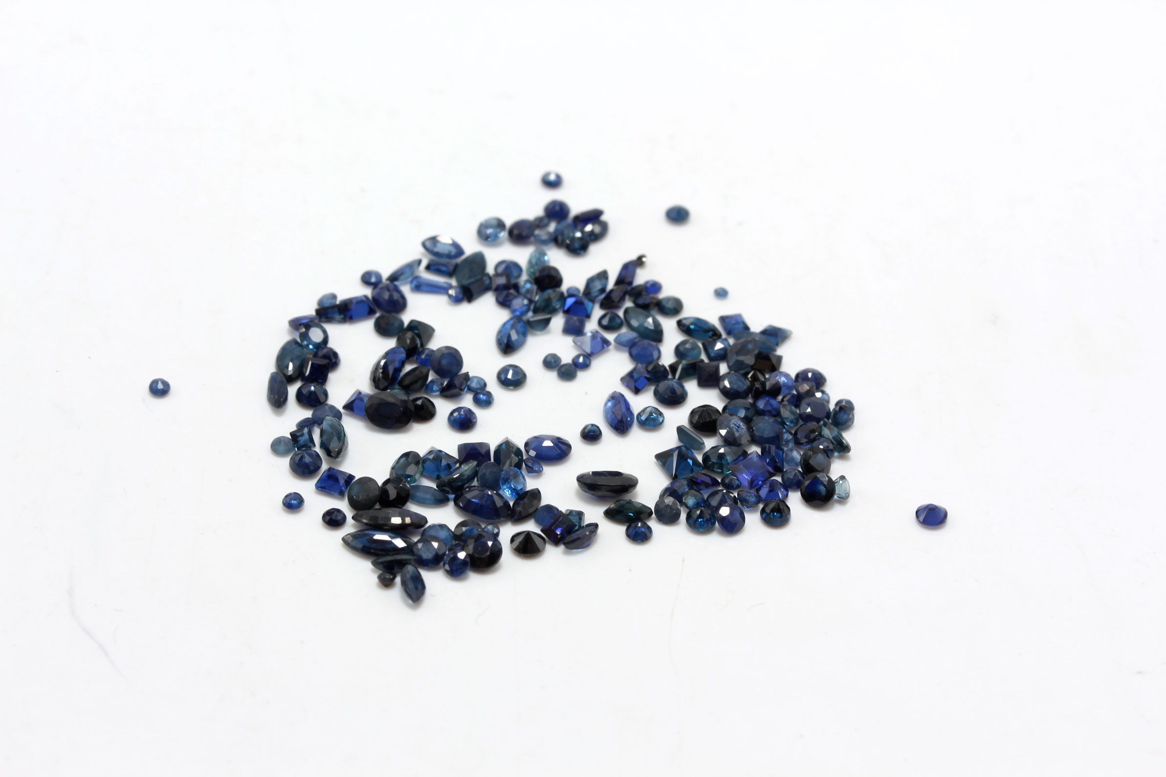 16.00 CTW Loose Genuine and Synthetic  Sapphires