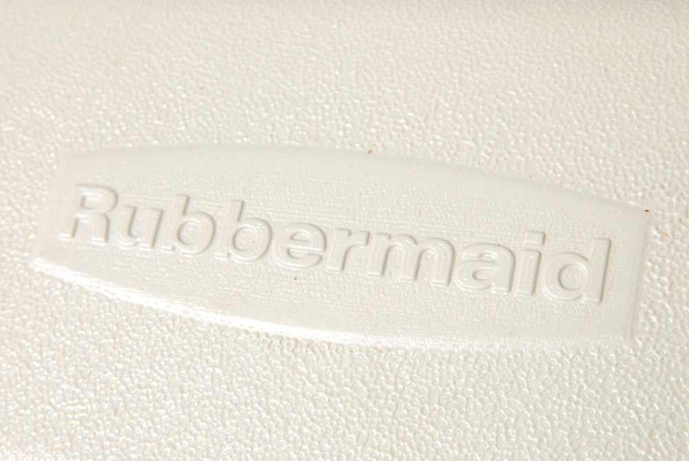 Rubbermaid Storage Chest