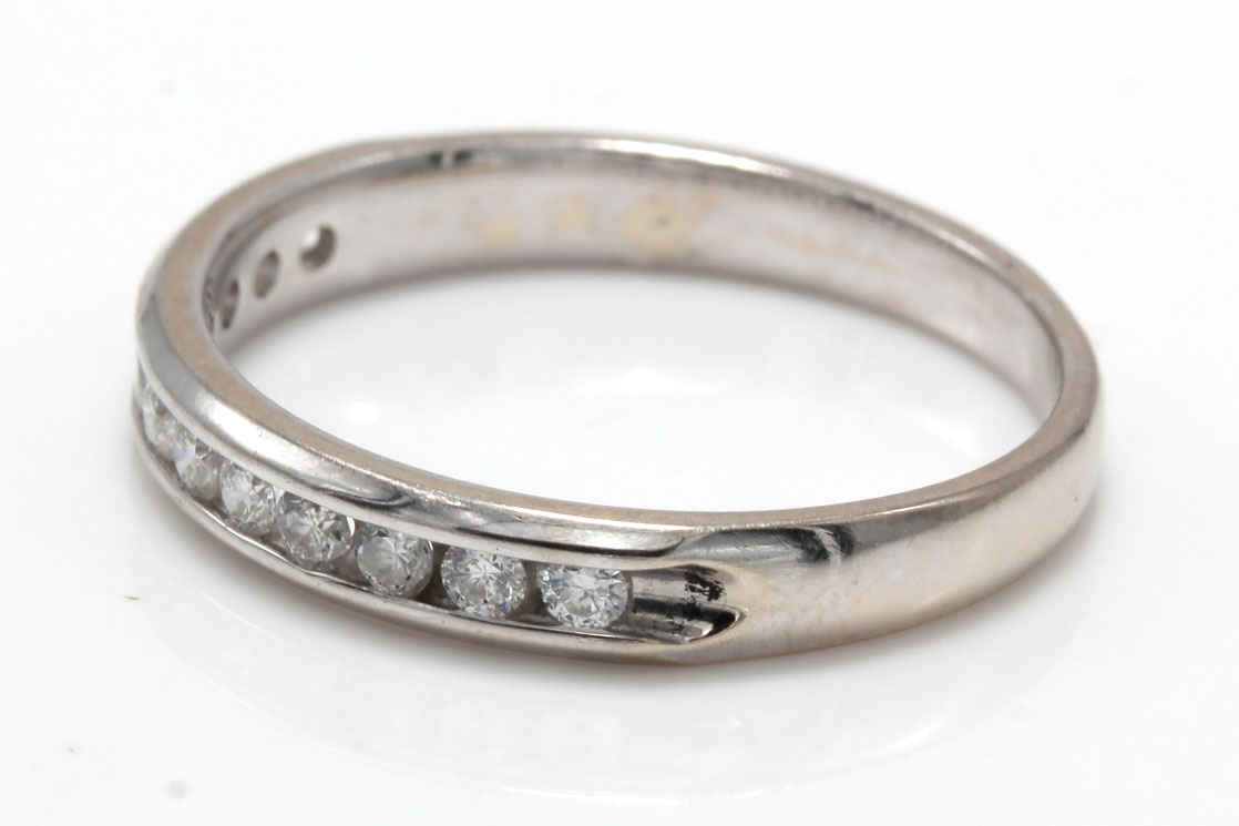 14K White Gold Diamond Band
