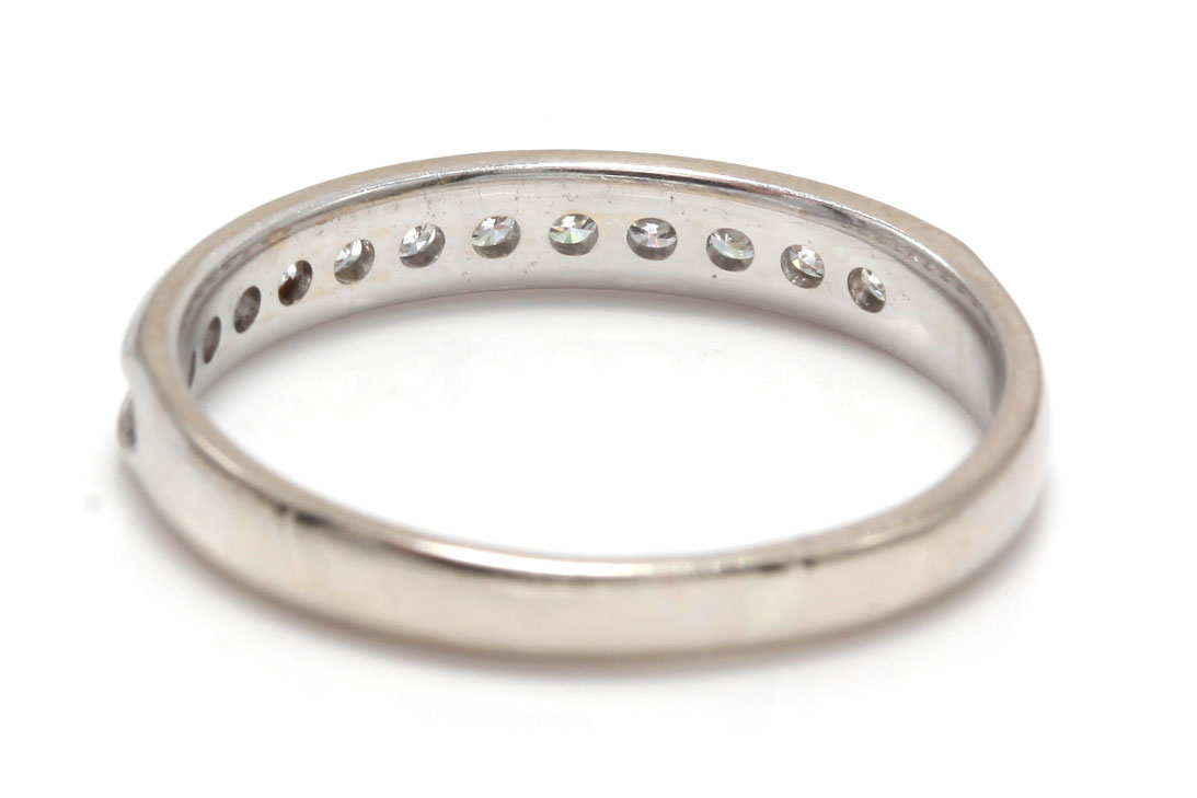 14K White Gold Diamond Band