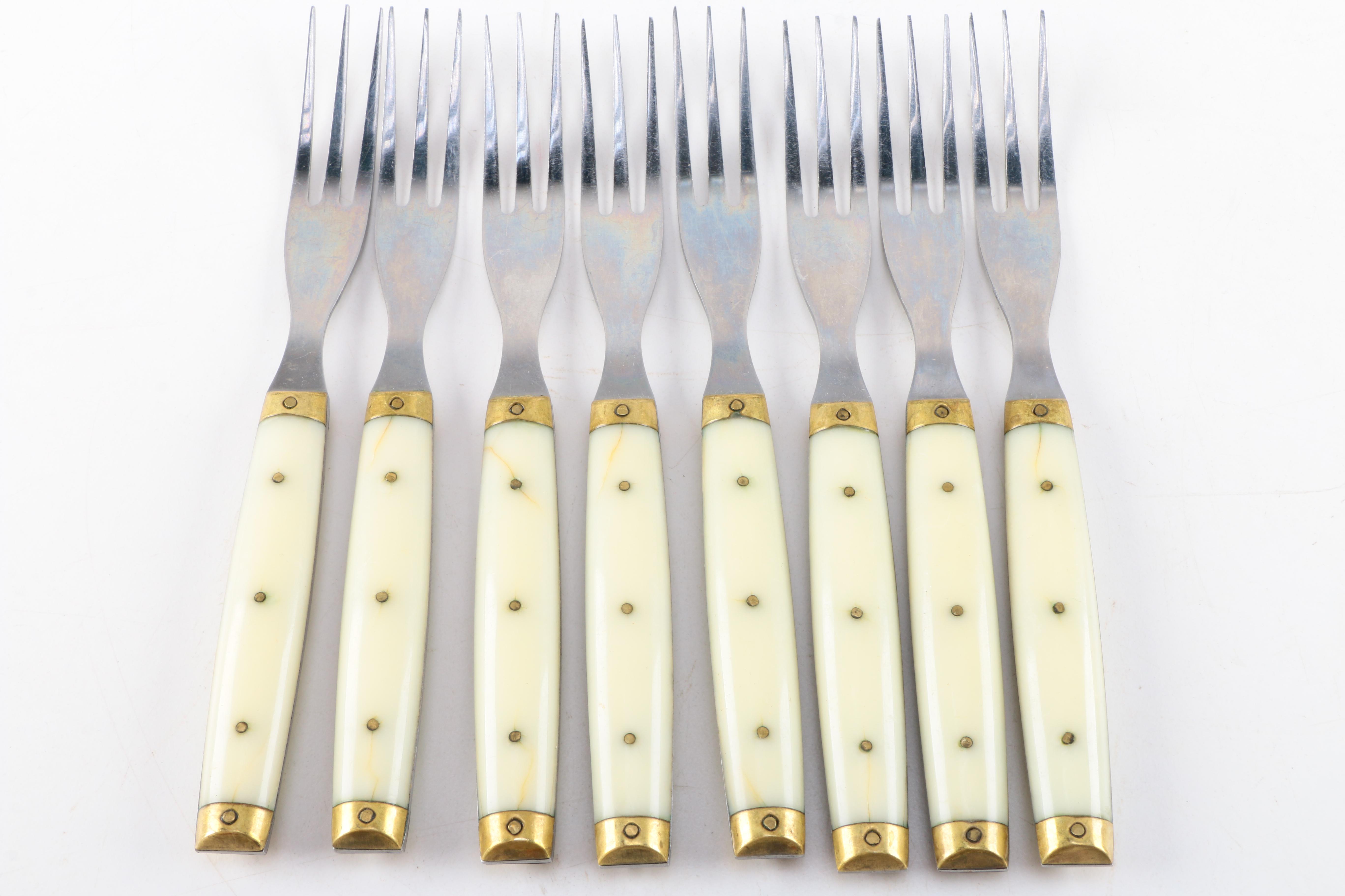 White Plastic Handled Flatware