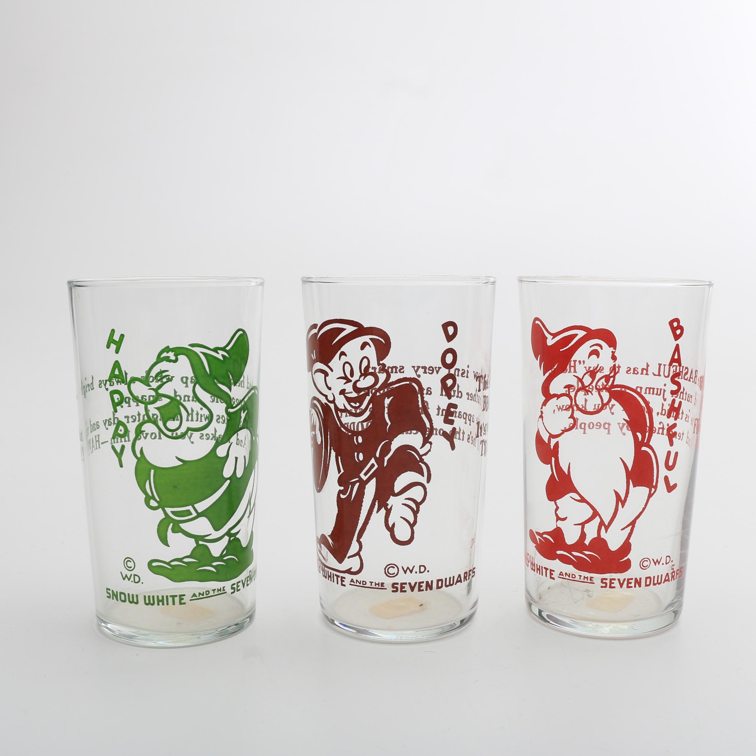 Walt Disney "Snow White and The Seven Dwarfs" Glasses and Hankies