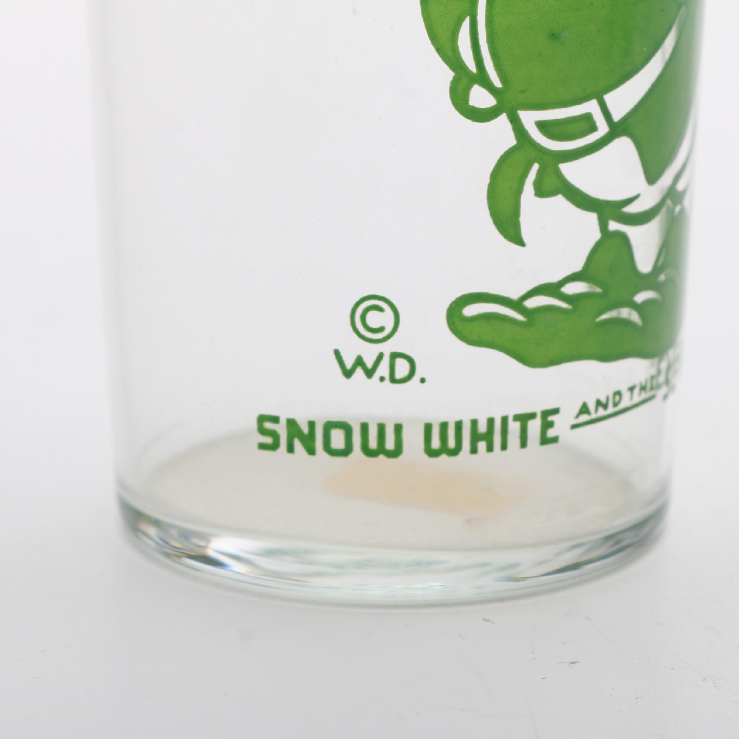 Walt Disney "Snow White and The Seven Dwarfs" Glasses and Hankies