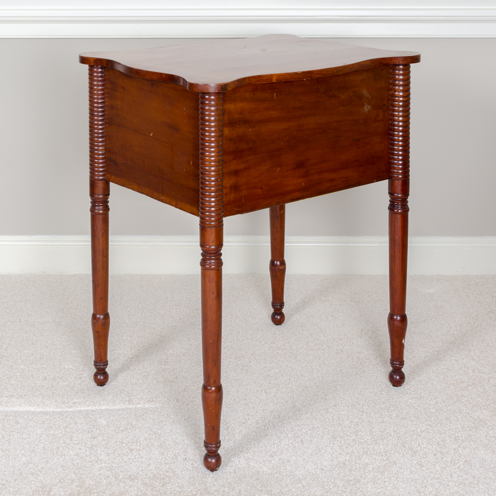 Vintage Colonial Style Tiger Oak Accent Table